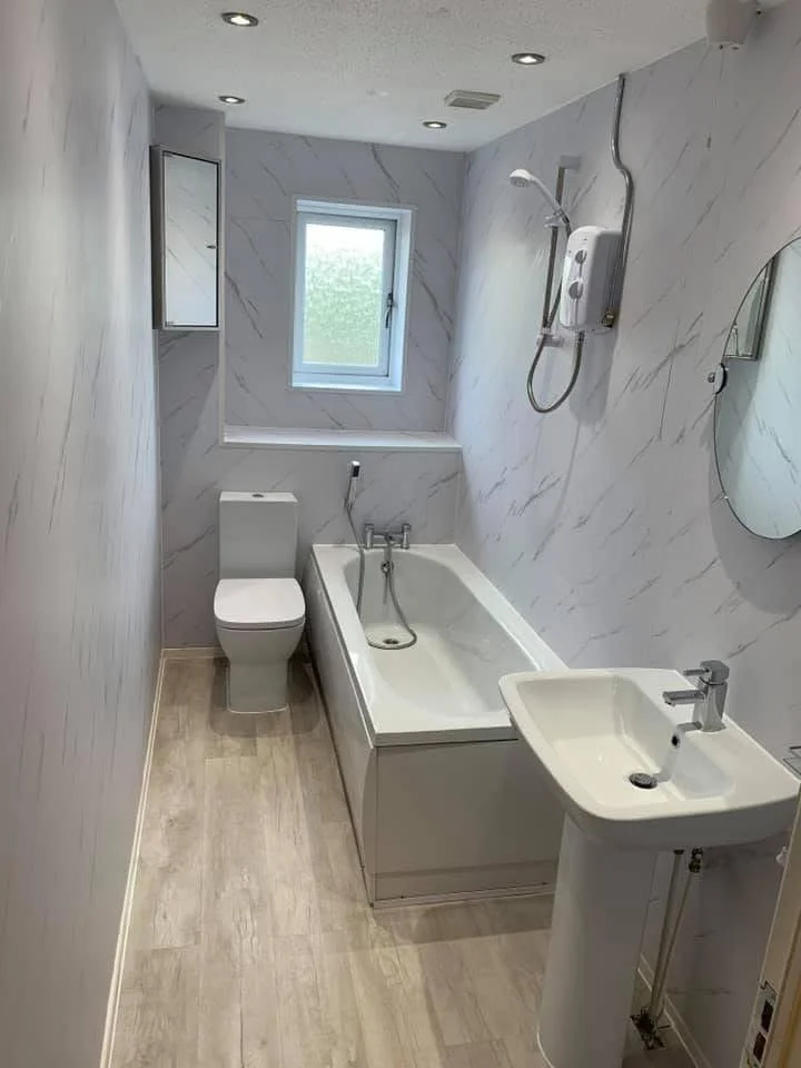 bathroom 1.JPG
