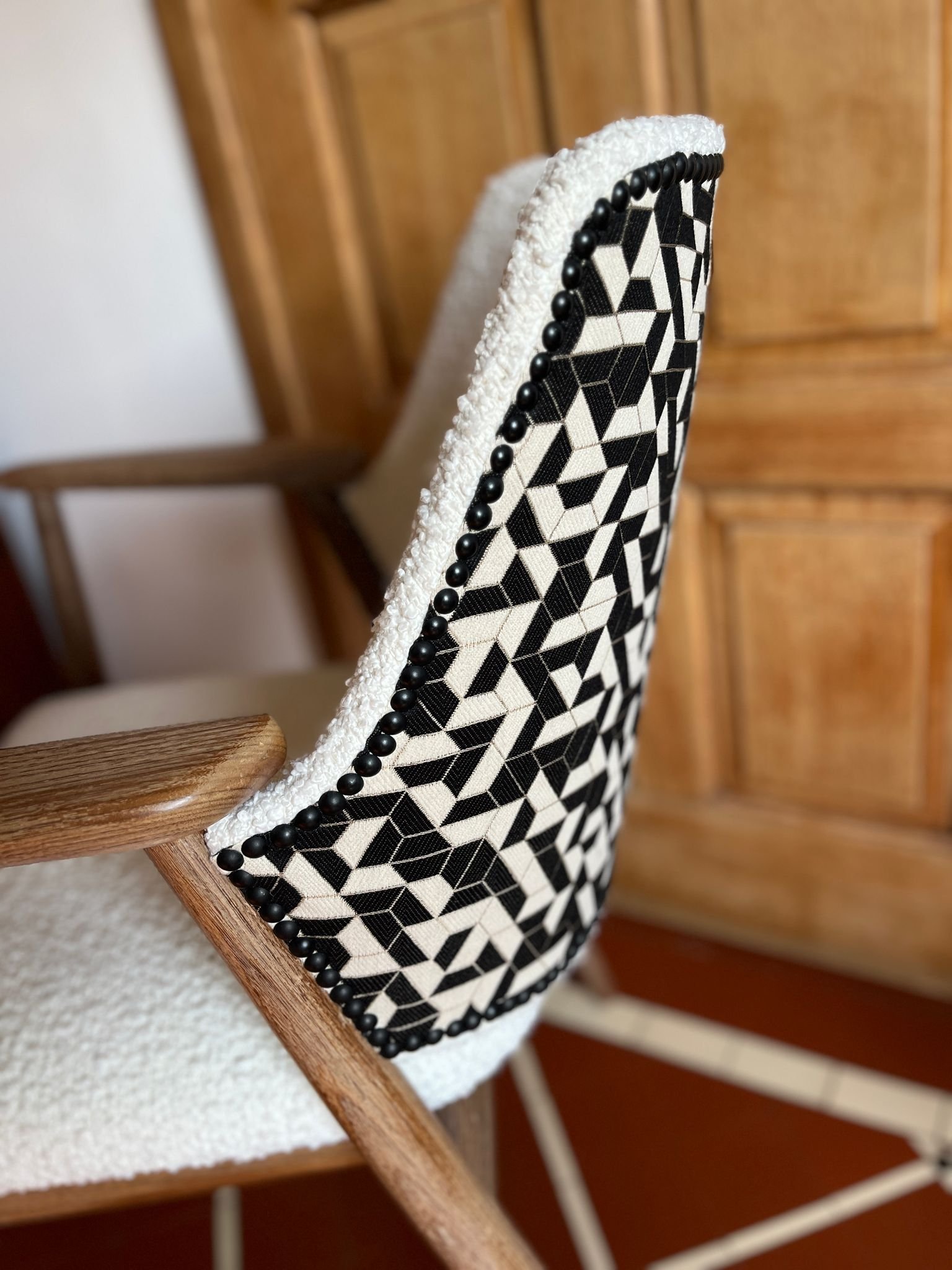 Chaise style scandinave garnissage refait