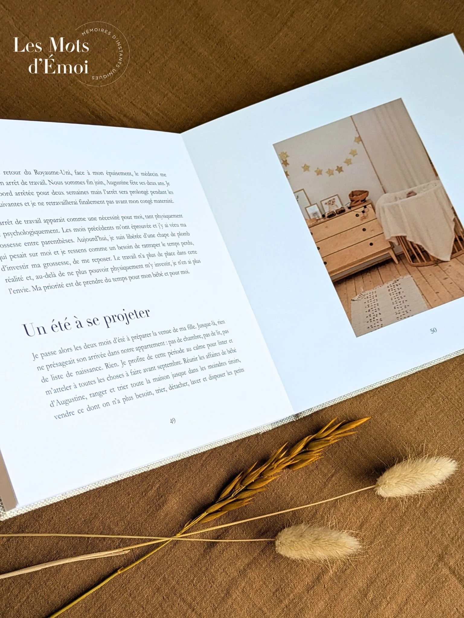 Intérieur récit de naissance adoption double page.jpg