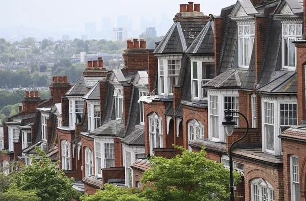 Unlocking London's Hidden Housing Potential: How Many Privately Owned Empty Homes Are There in London?