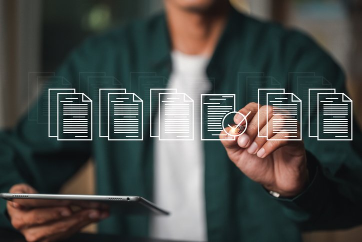 App Review Stock Photo BEC.jpg