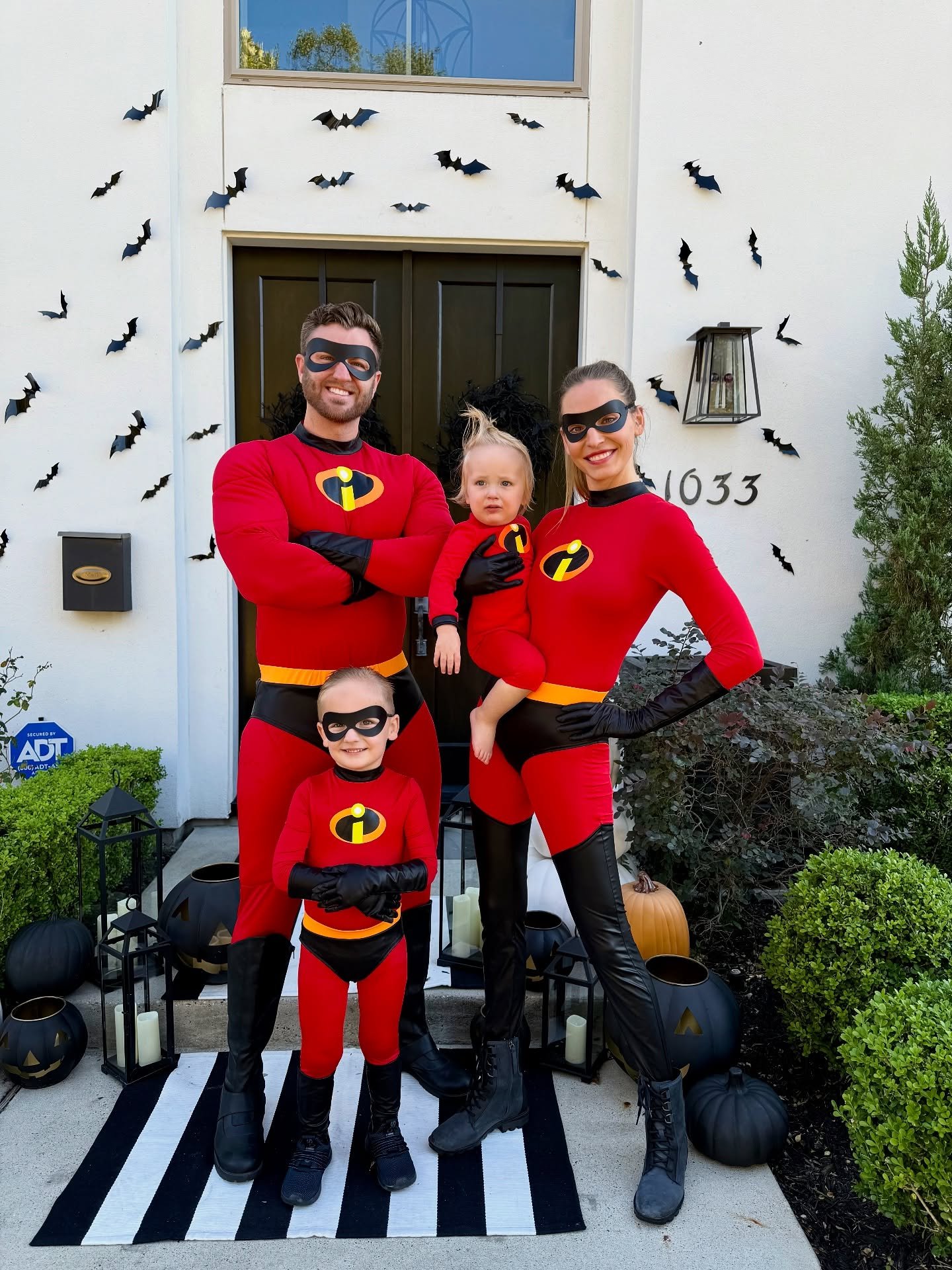 We had an INCREDIBLE Halloween szn! Dash was the fastest boy on the block and Jack Jack was a fireball, that&rsquo;s for sure! 🤡👻👽 thank you to the best Halloween neighborhood EVER!