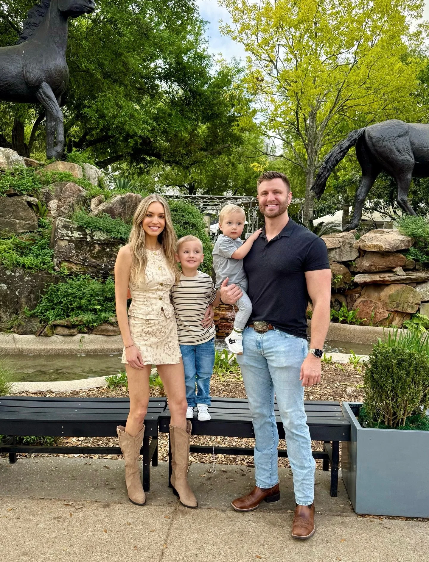 RODEO SZN + a few incoming babies! Until next hear HLSR ILYSM!!!