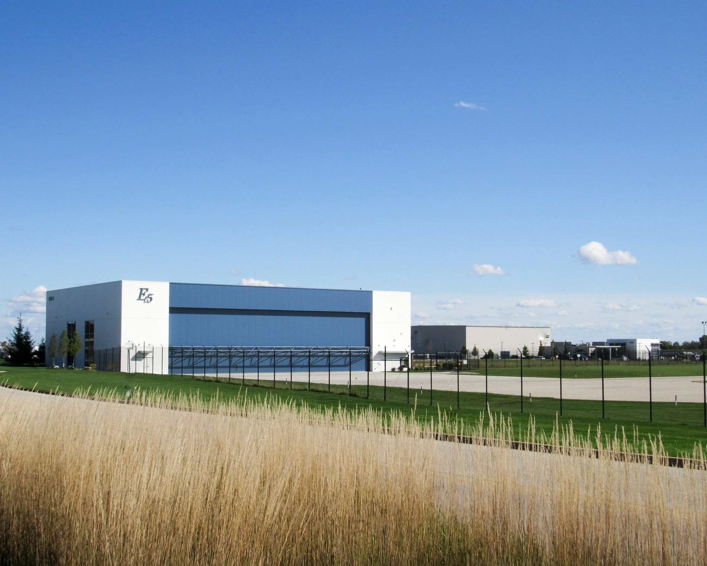 E5 Hangar