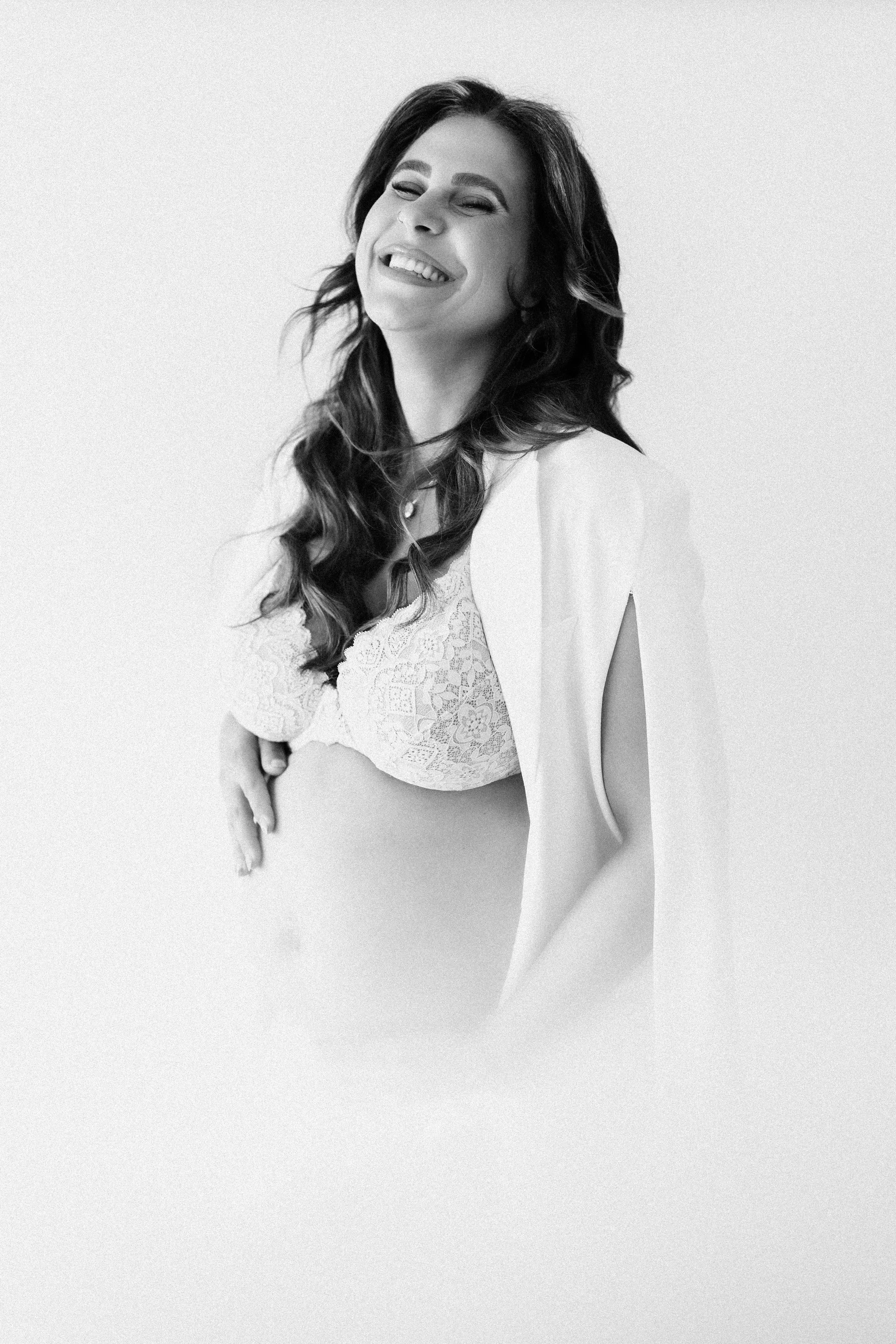 Melina Pure Porträt Maternity Sept25-24.jpg