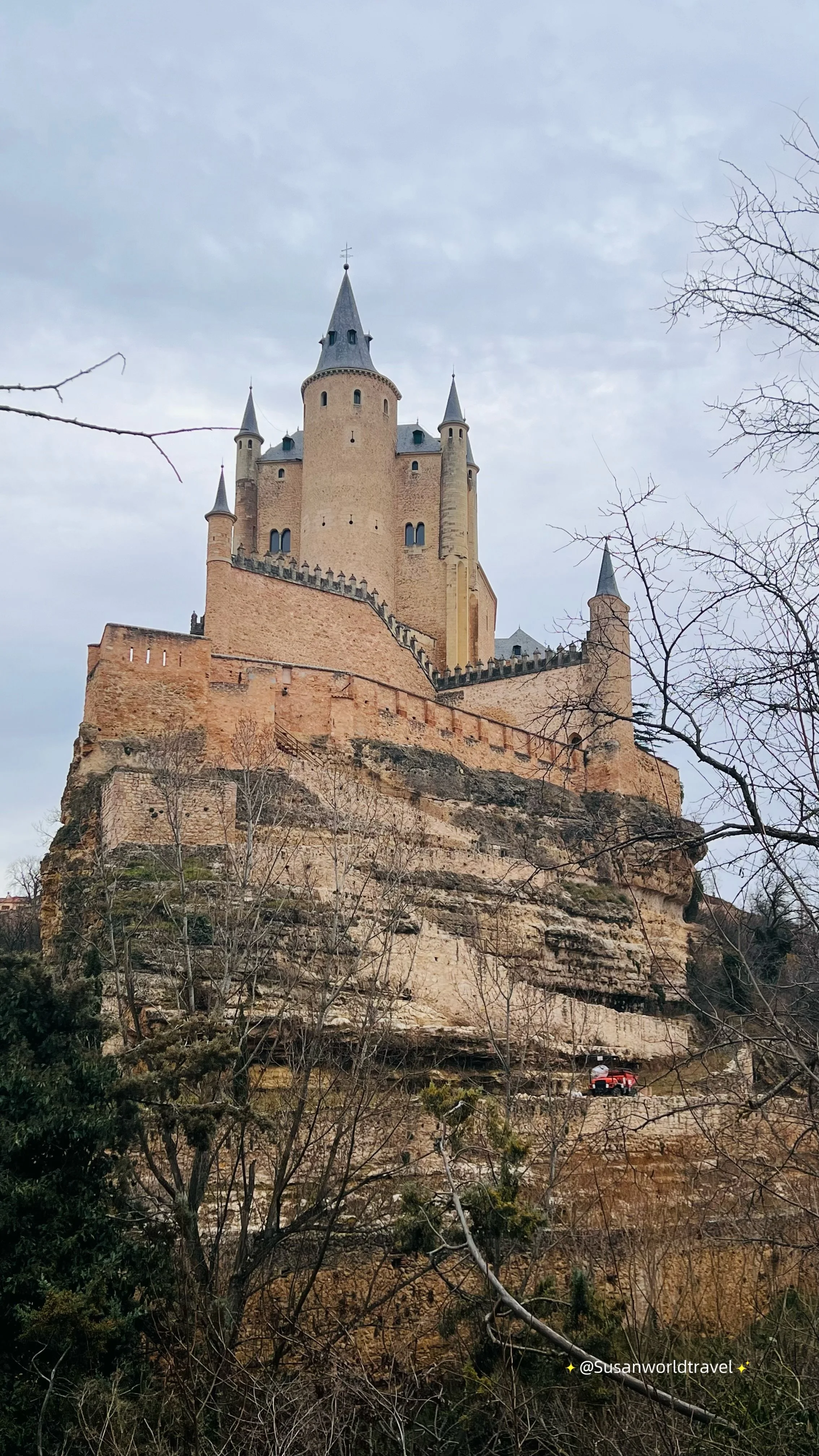 Hotel for Night 9 & 10: Segovia
