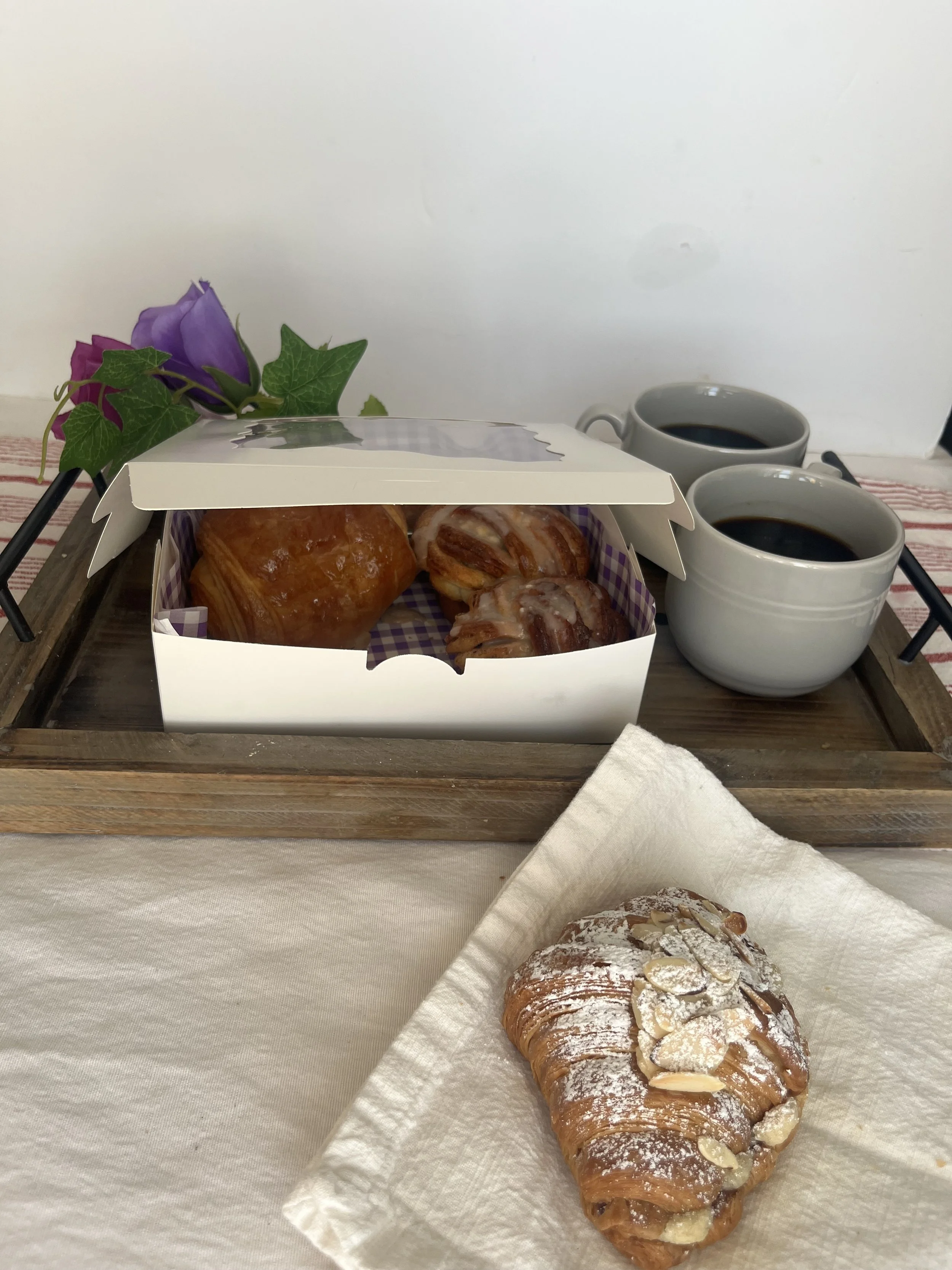 Breakfast in Bed Box