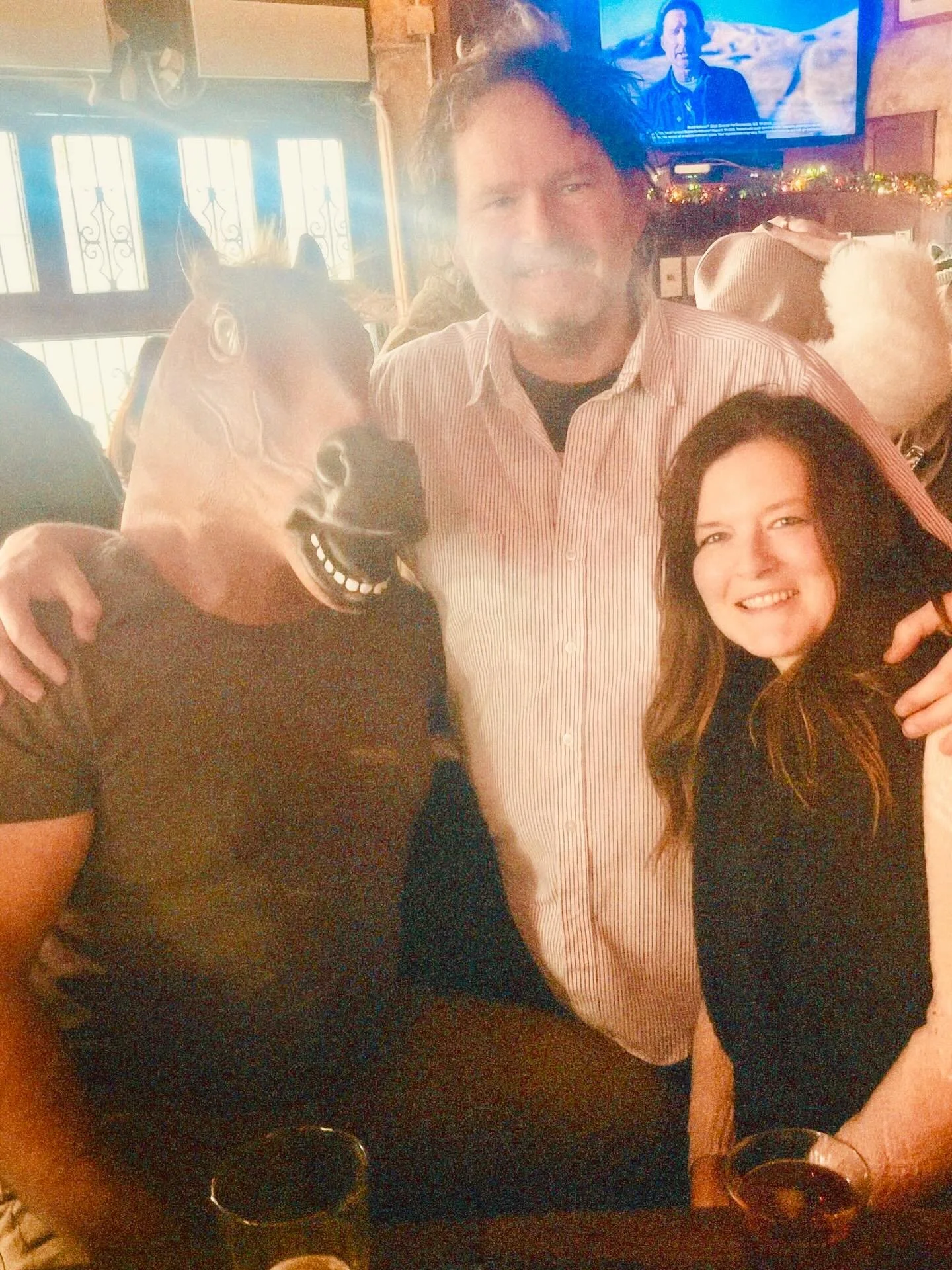 No animals in the bar.