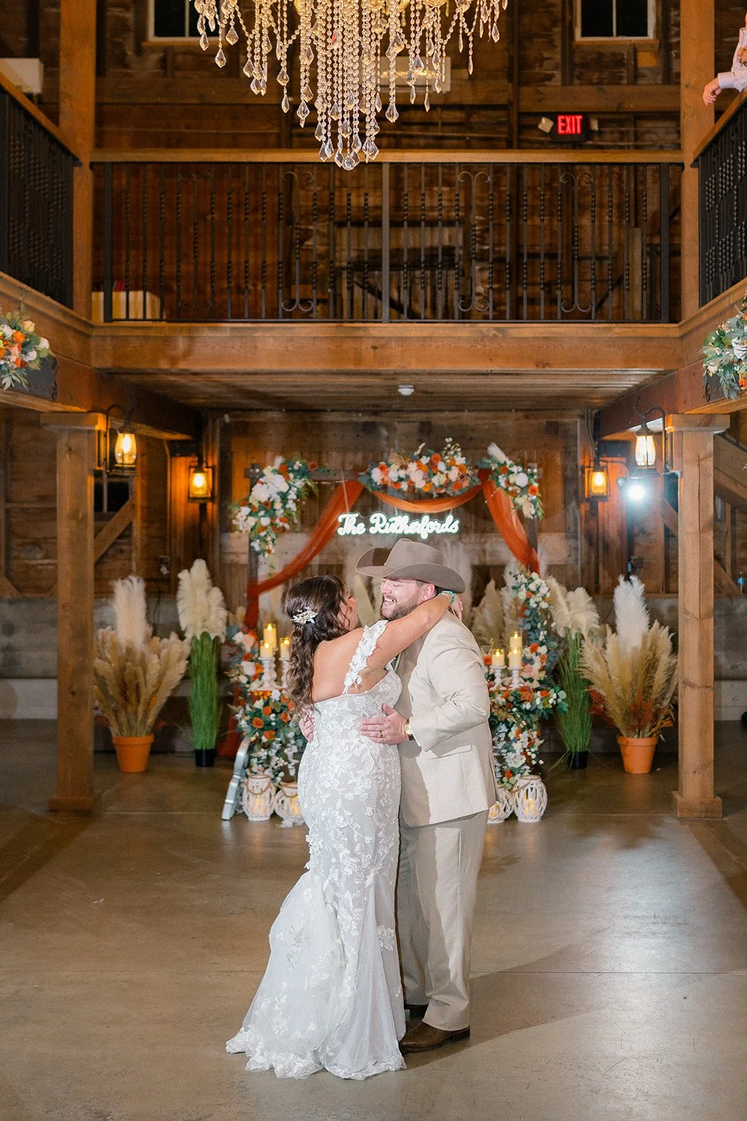 Lindsay-Scott-Wedding-Ashley-Farm-Yorkville-Illinois-November-1-2025-547.jpg