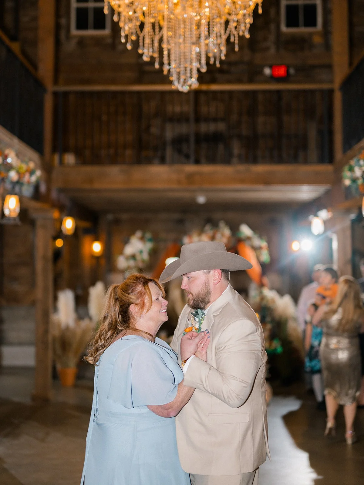 Lindsay-Scott-Wedding-Ashley-Farm-Yorkville-Illinois-November-1-2025-578.jpg