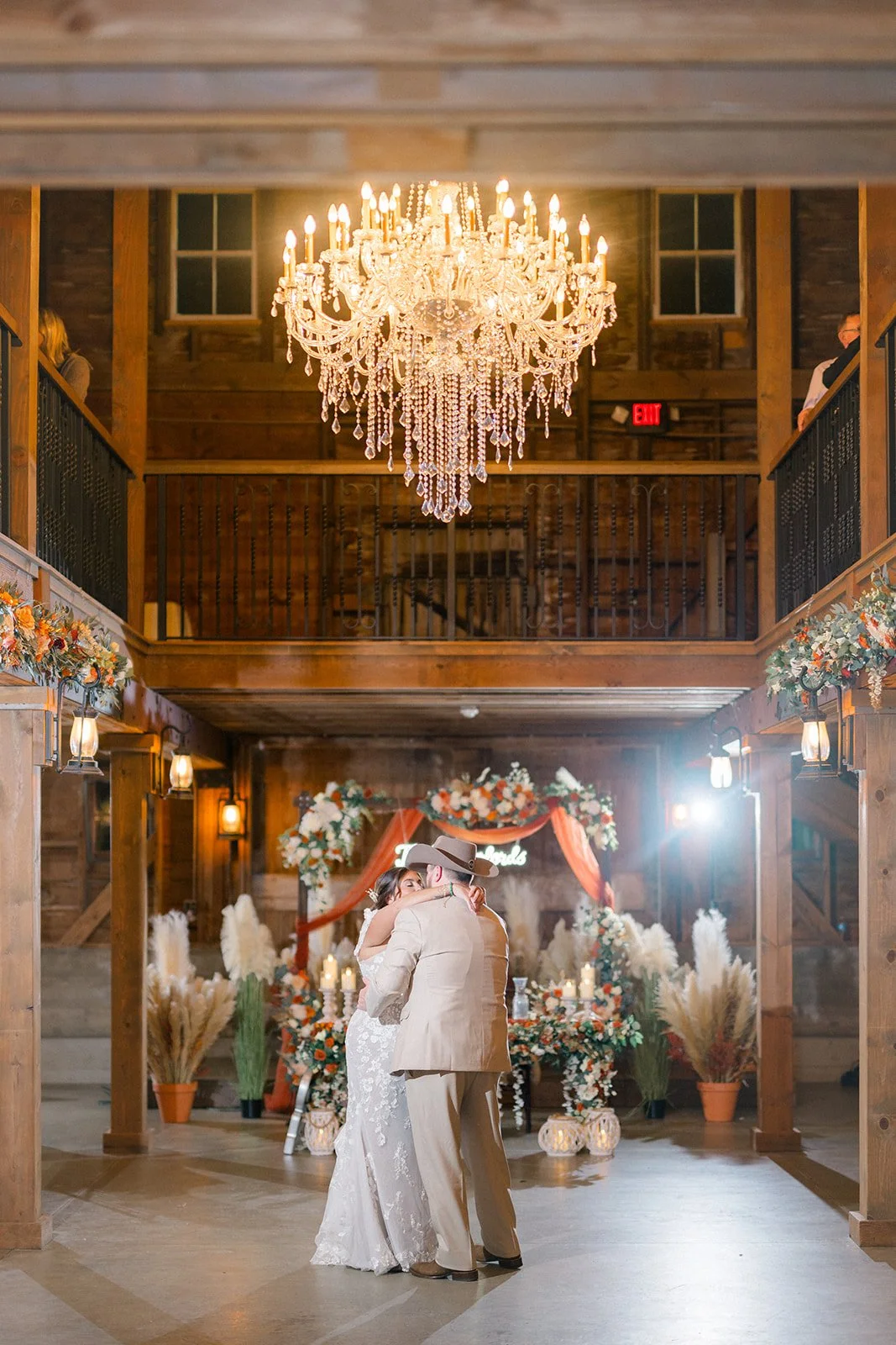Lindsay-Scott-Wedding-Ashley-Farm-Yorkville-Illinois-November-1-2025-544.jpg