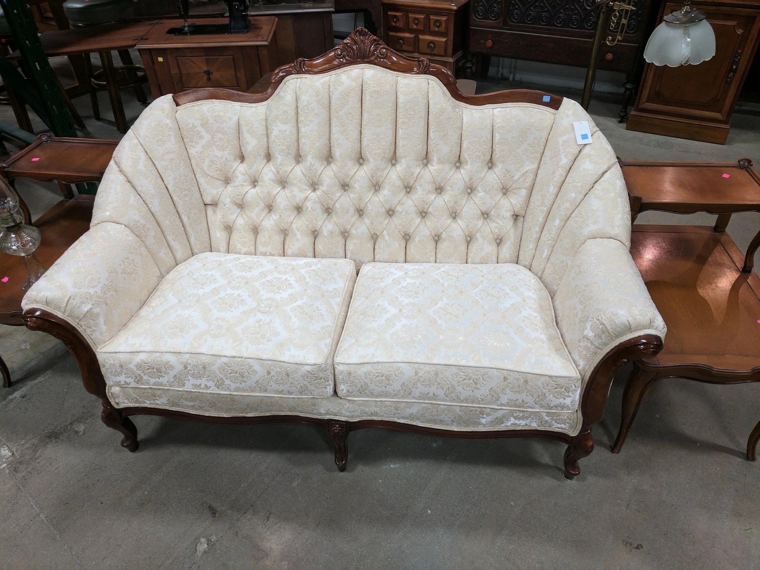 loveseat.jpg