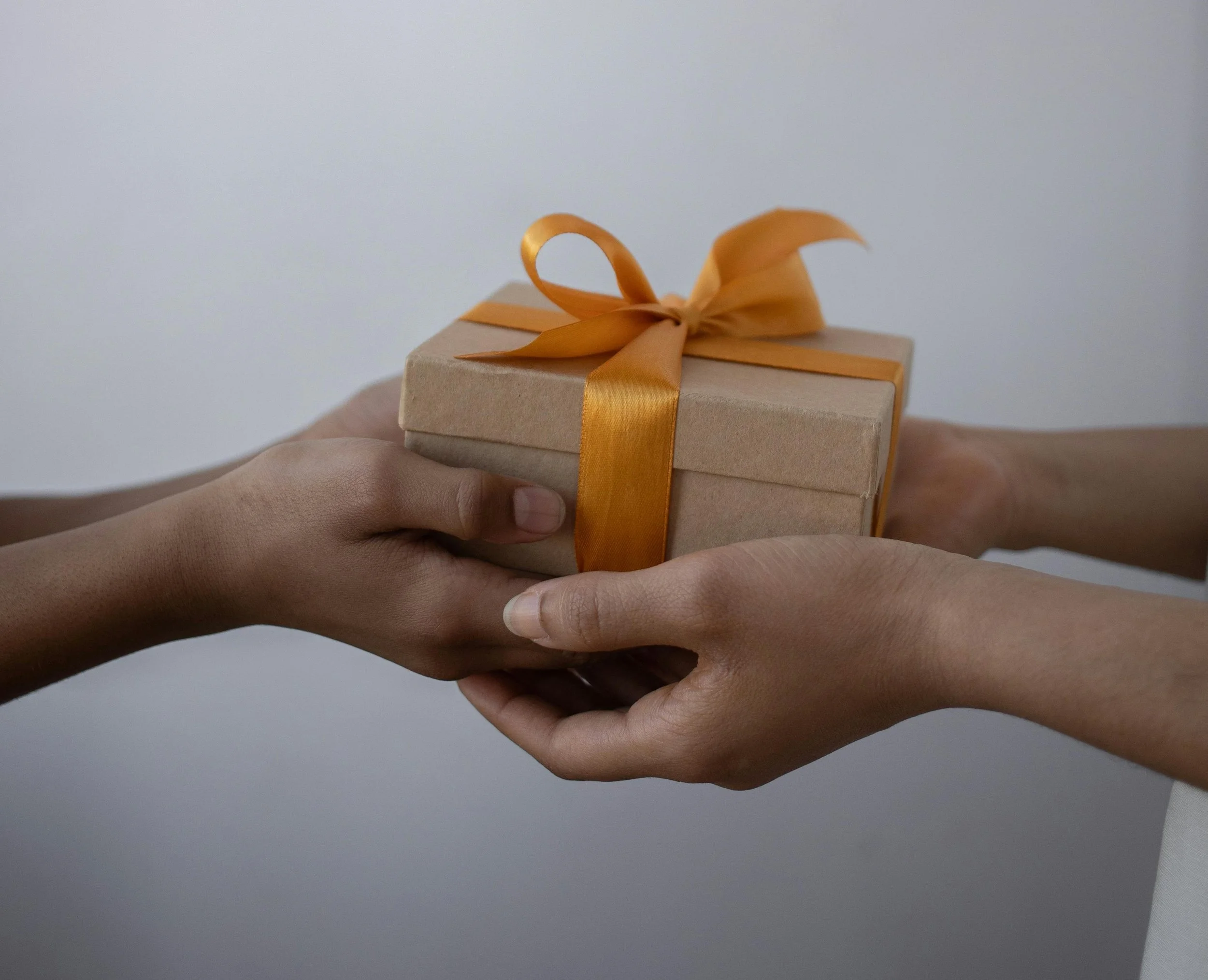 The Science of Generosity - And How It Can Fuel Your Career