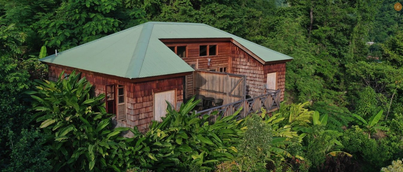 Exterior view of one of the many Jungle Bay cottages.