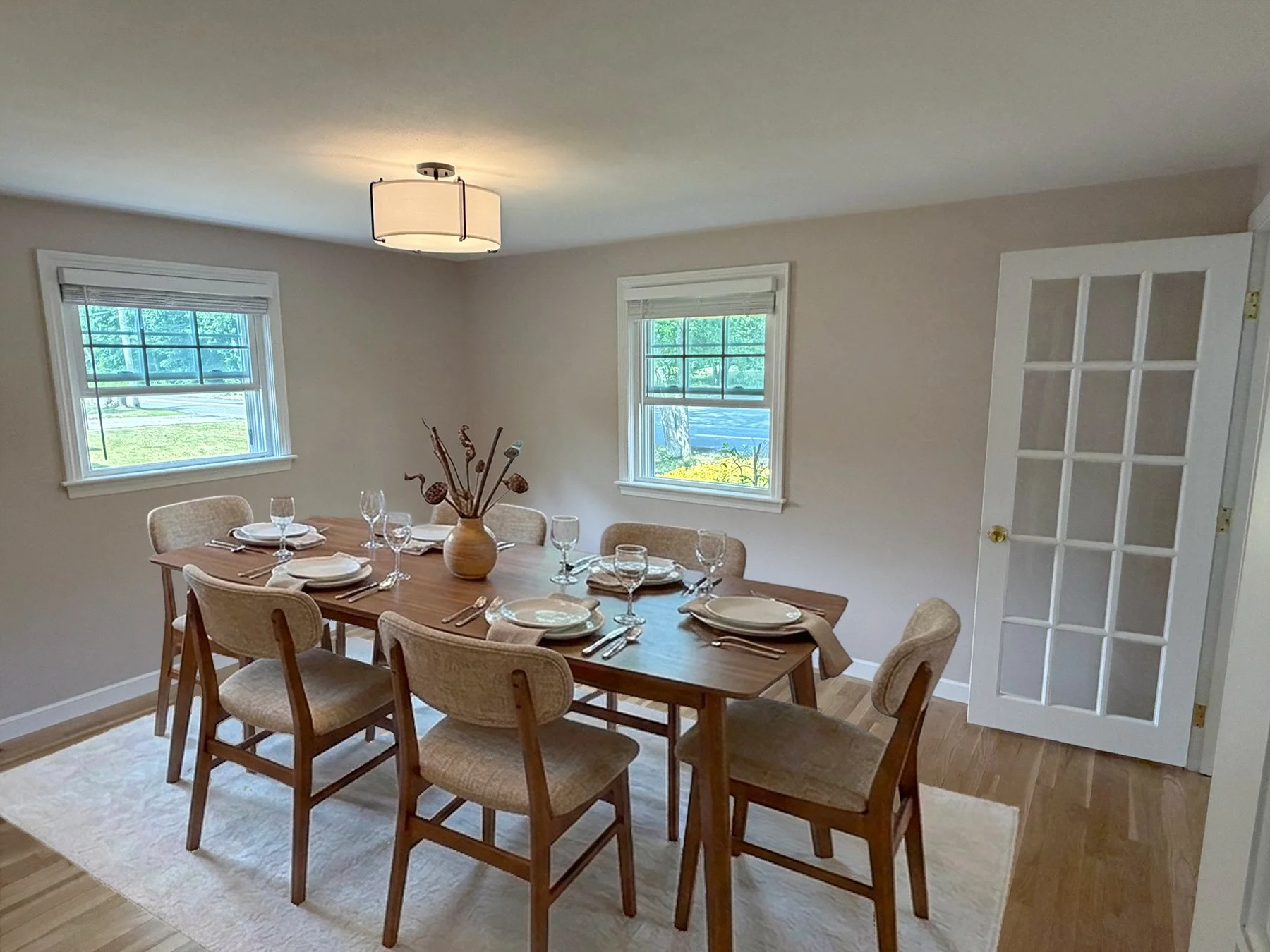 17-Burt-dining-room.jpg