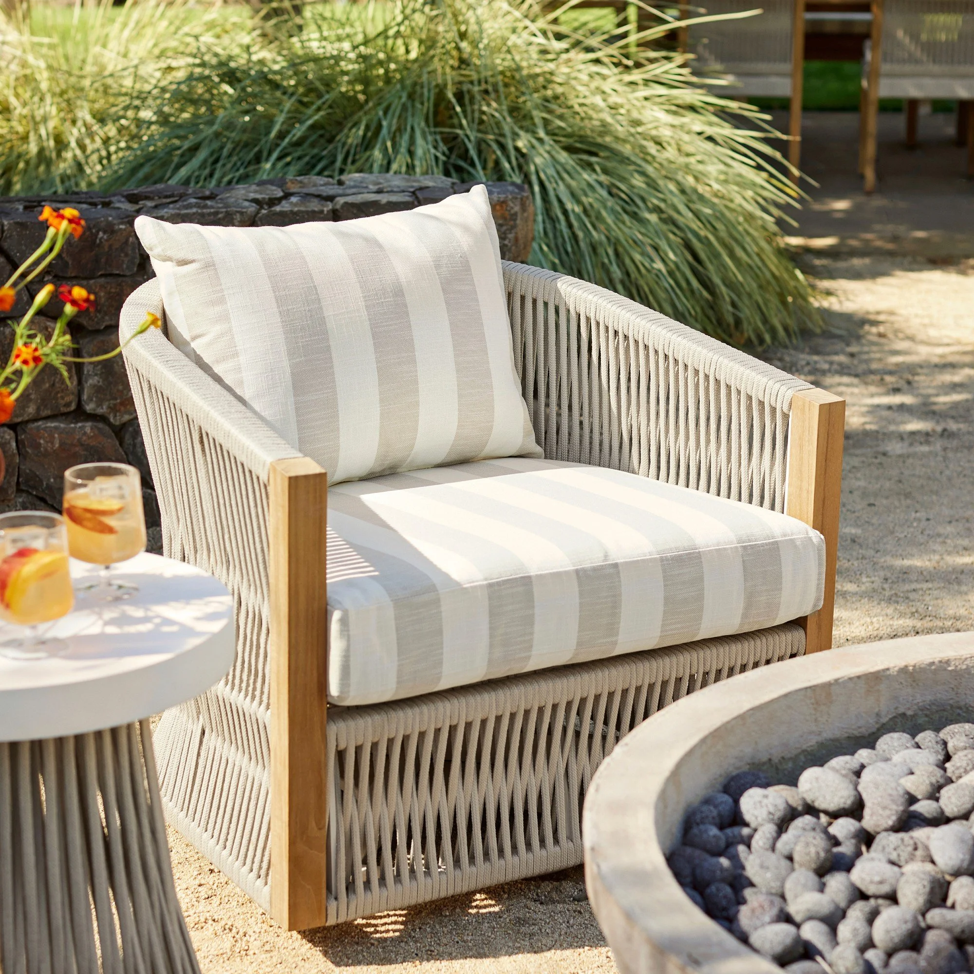 pasadena-outdoor-teak-swivel-chair-xl.jpg