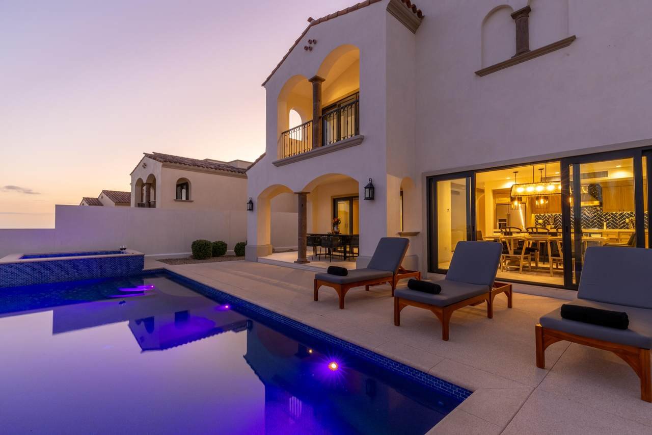 Villa 10 20.jpg