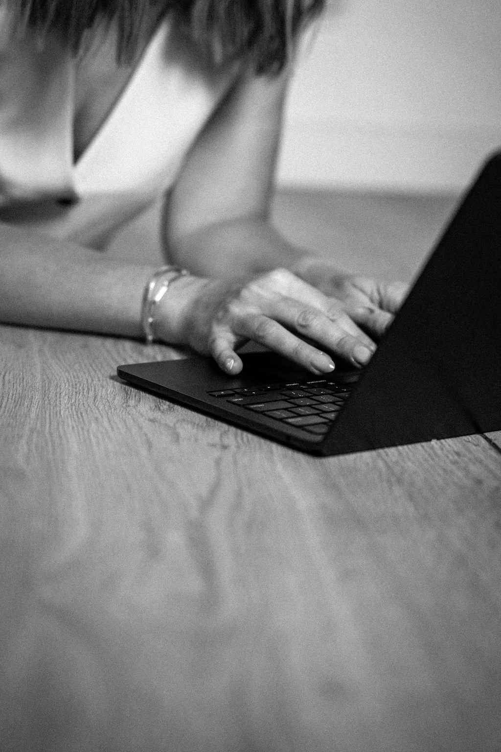 What to Expect When Working with a Fractional Marketer