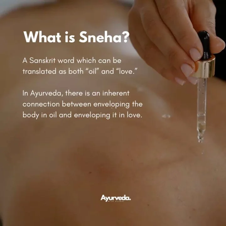 Let this loving ritual be your daily reset ✨

#ayurveda #massage #abhyanga #health #holisitichealth