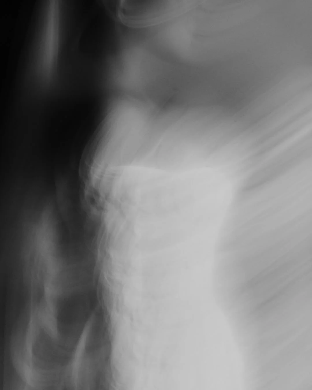 La belleza est&aacute; en lo que sucede cuando nadie act&uacute;a. 

@valola_r 
WP @mgc_eventos