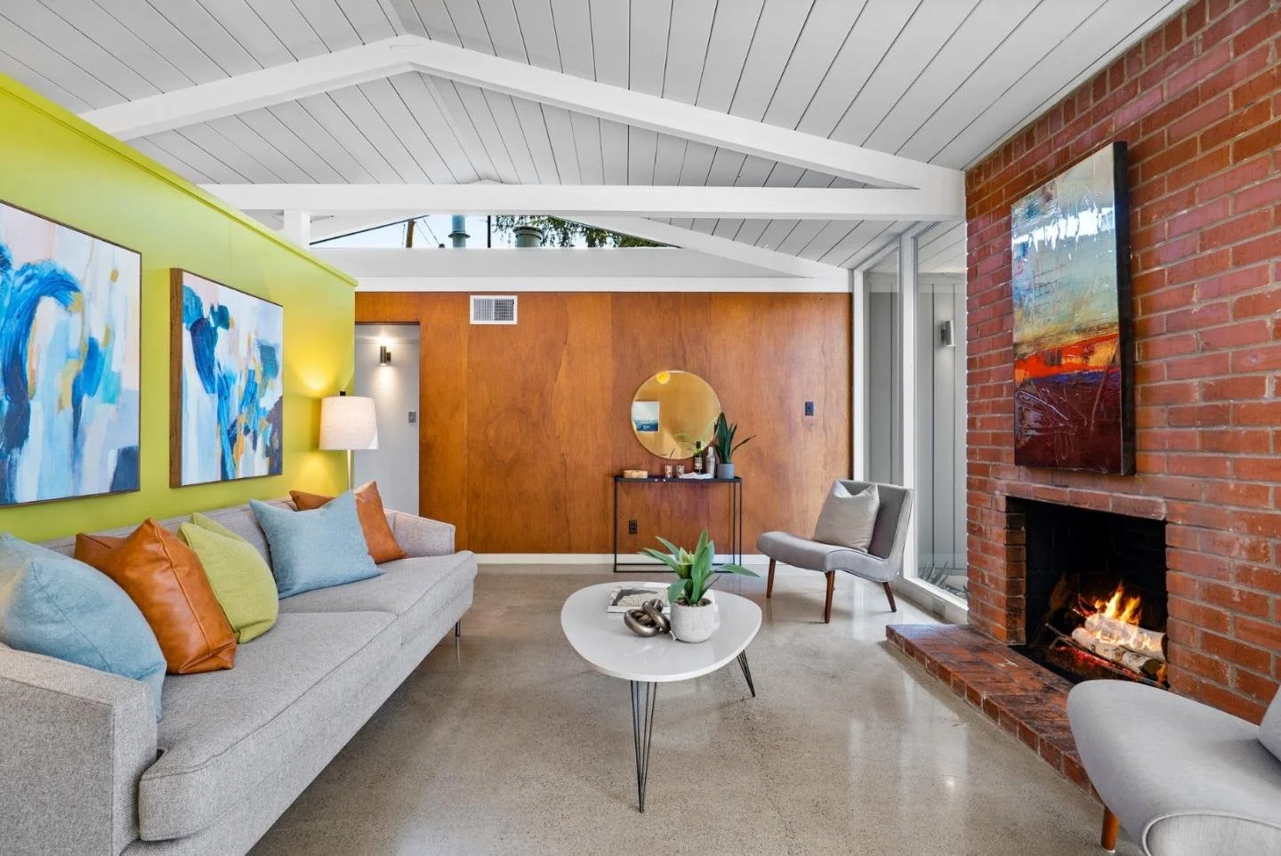 Goodwin living 1.jpg