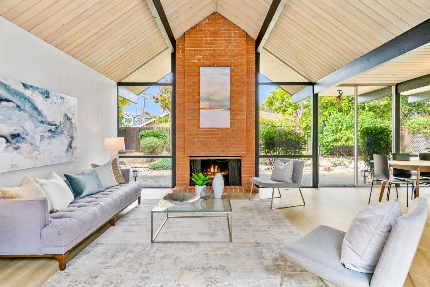 vasquez living 2.jpg