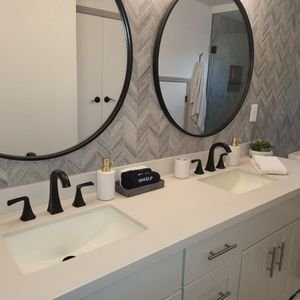 Bathroom vanity 
