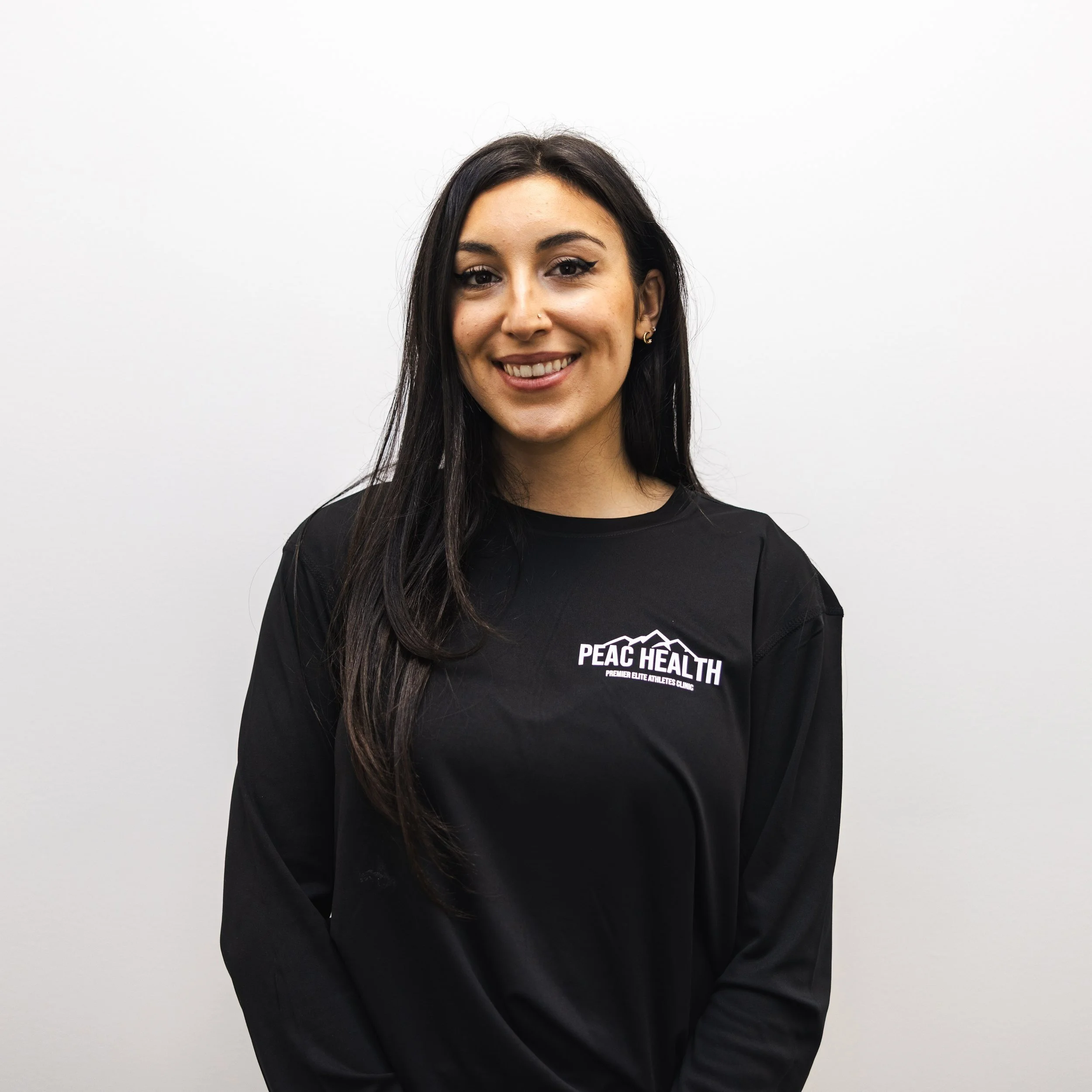 Jenavieve Agro: Personal Trainer BSc(Kin), CPT, CYT