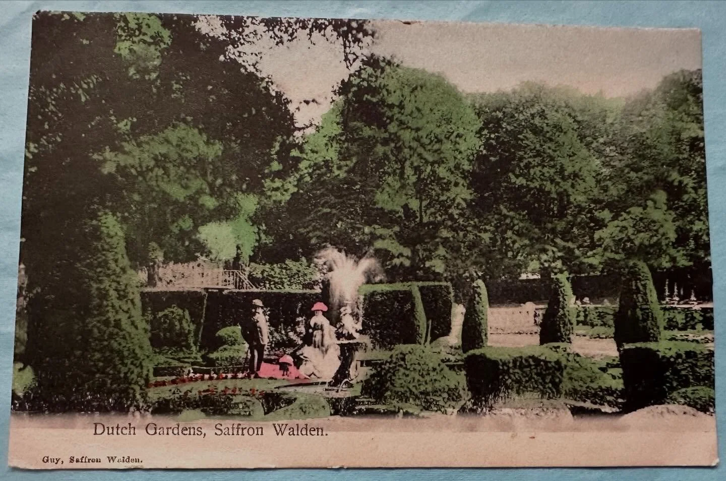 This lovely old postcard of the Dutch Gardens in Saffron Walden was sent to Miss jolly 12 Belgrave Road Cambridge in c.1905. Read more at my website&hellip;
#cambridgehistory #millroadcambridge #saffronwalden #Cambridge #oldpostcards