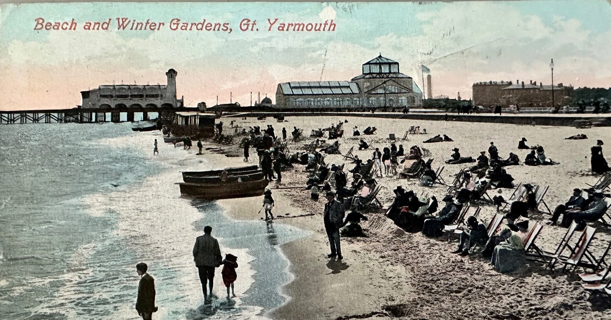 Beach and Winter Gardens Great Yarmouth - old postcard sent to Belgrave Road Cambridge 1909&hellip;.
See more at my website
#greatyarmouth #cambridgehistory #oldpostcards #chesterton #norfolkhistory