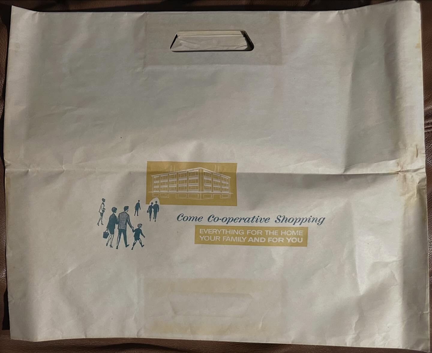 Original Cambridge Co-operative Shopping Large Paper Bag c.1960&rsquo;s. This bag was from the Co-op&rsquo;s grand headquarters Cambridge department store on Burleigh Street.  #cambridgehistory #coperativesociety #cambridge #socialhistory #oldshoppin