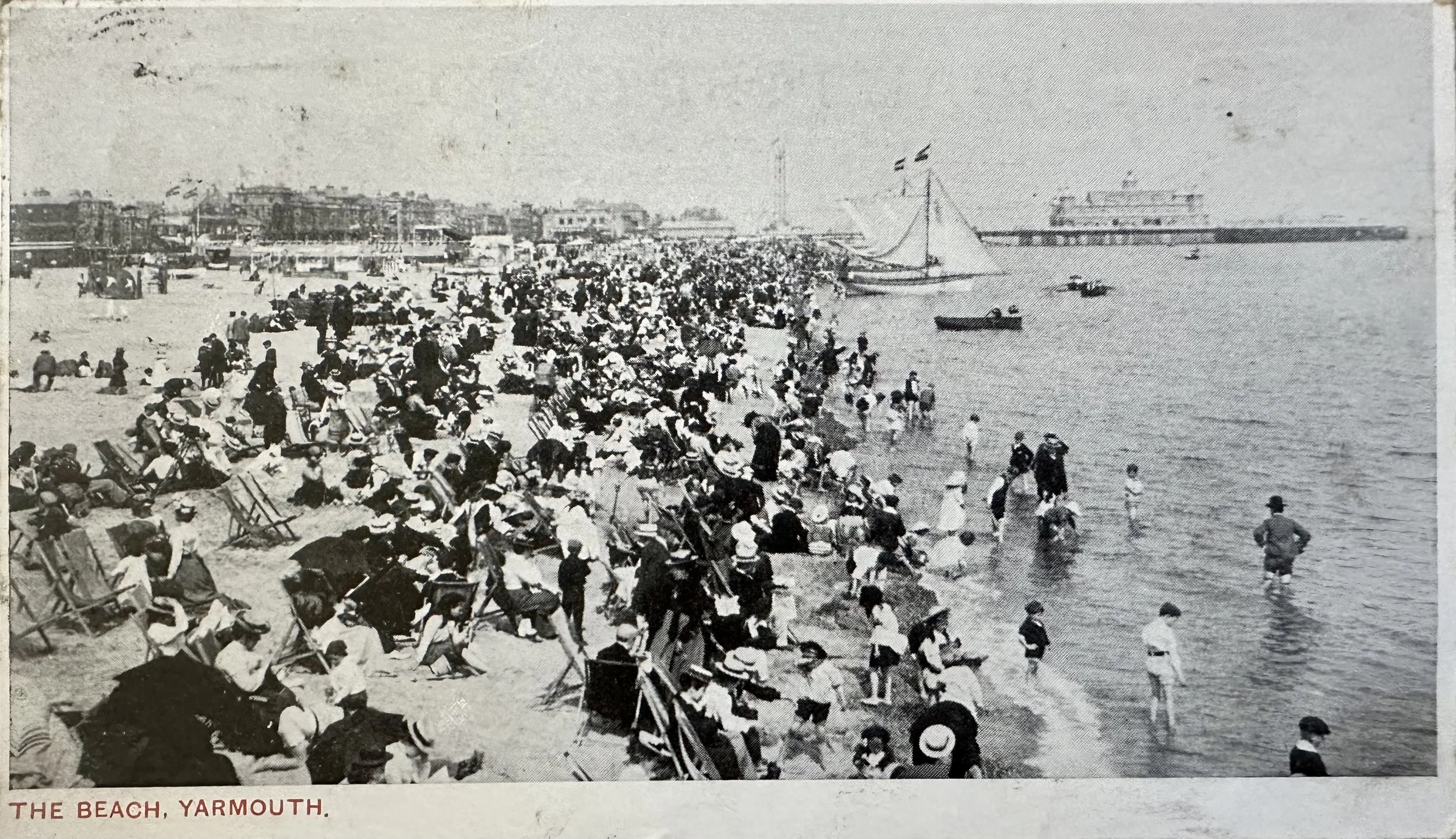 The Beach Yarmouth - old postcard sent to Cambridge 1904