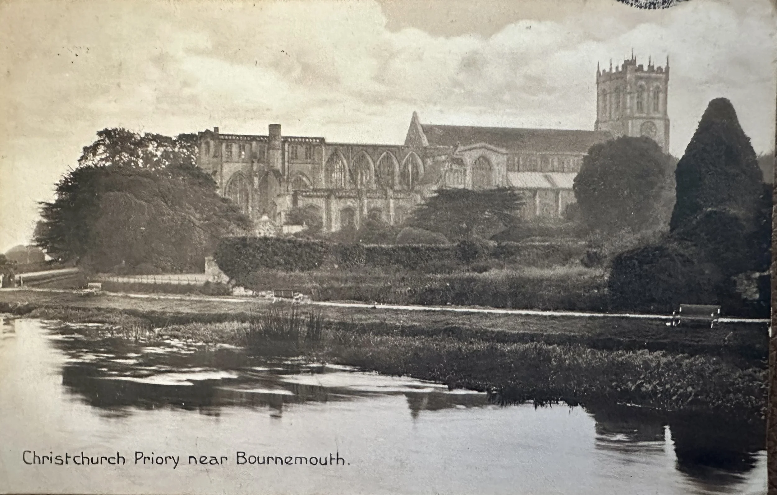 Christchurch Priory near Bournemouth - old postcard sent to Cambridge 1914