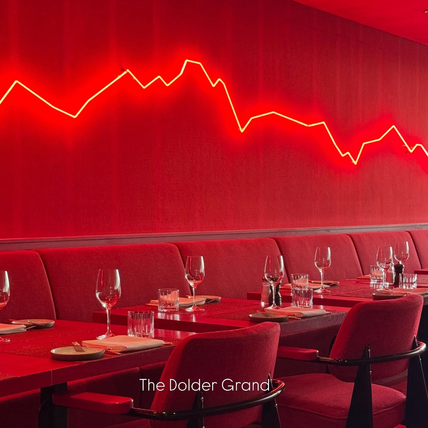 Why is there an unhoused individual in the lobby of The Dolder Grand in Zurich? (Image 6)

Duane Hanson&rsquo;s &ldquo;Traveller&rdquo; is deliberate disruption to the arrival process. It stands in complete opposition to the traditional concept of lu