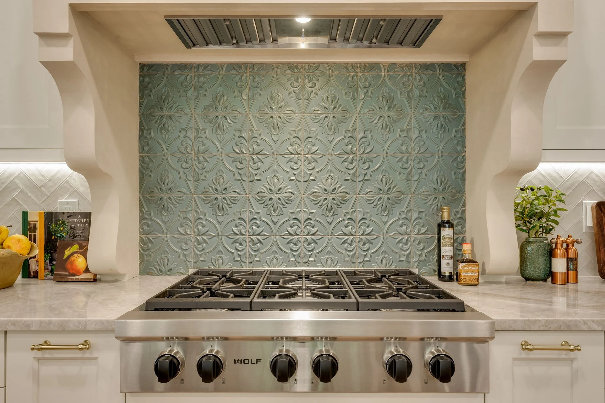 46-web-or-mls-160-albion-st.jpg
