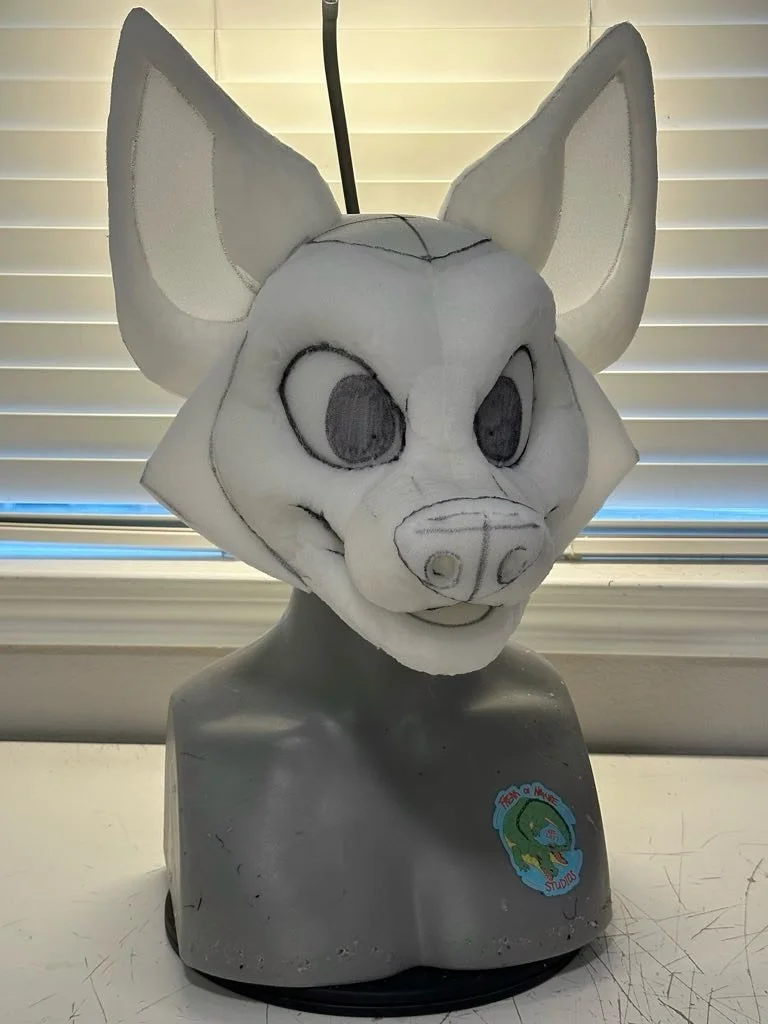 Some recent foambases! ✂️ Wolfdog shapes vs Borzoi shapes #FursuitFriday
.
.
#fursuit #fursuiting #fursuitwip #fursuitmaking #fursuitmaker #furry #furries #furryfandom #anthro #anthroart #furryart #cosplay #fursona #fursuitwip #FursuitFriday #furryar