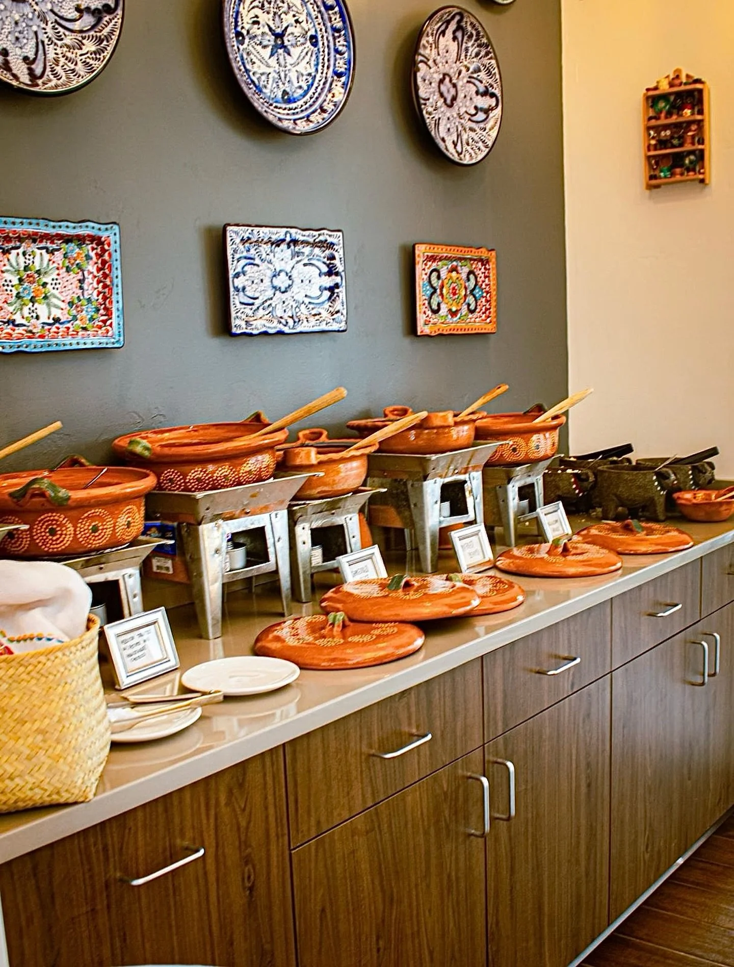 Try our Taco Buffet: fresh, flavorful, and authentically Mexican! 
Monday-Thursday from 11:00am-2:00pm 🌮