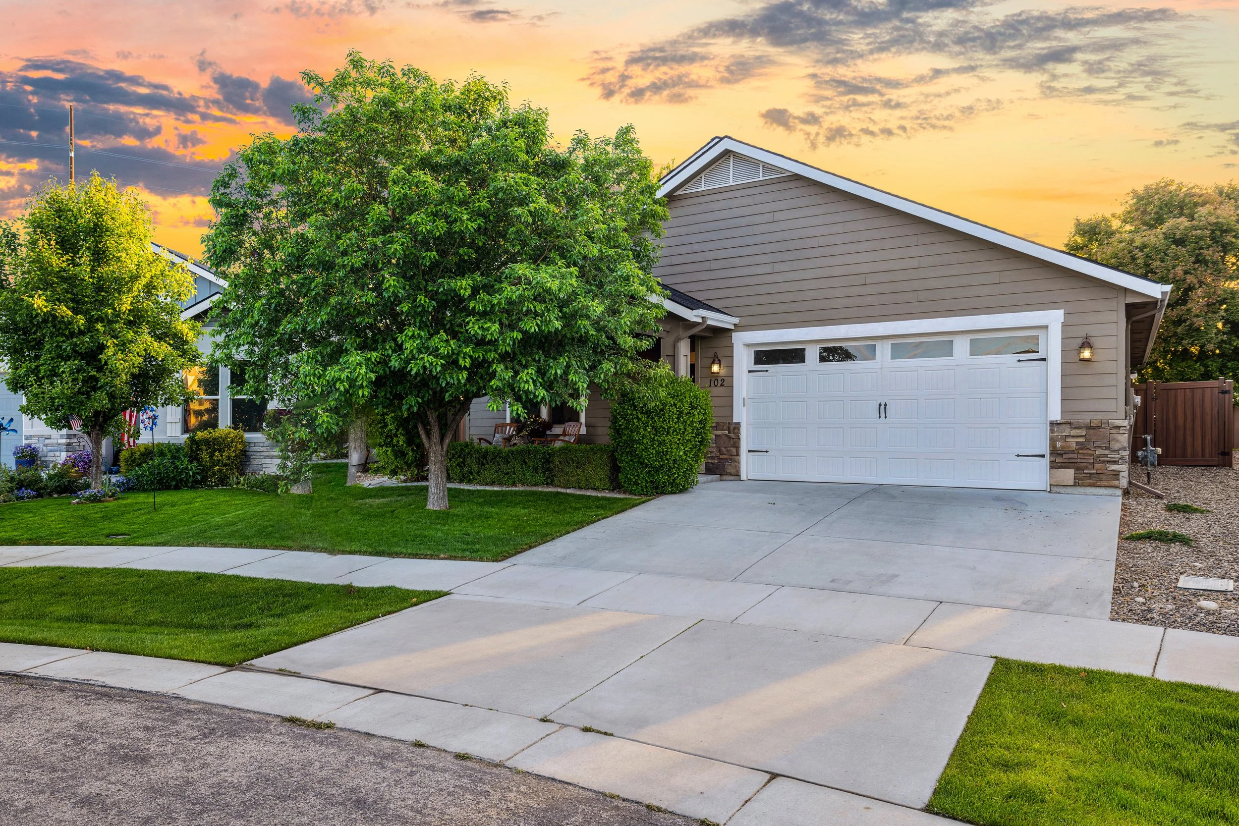 03-Front Left of Home.jpg