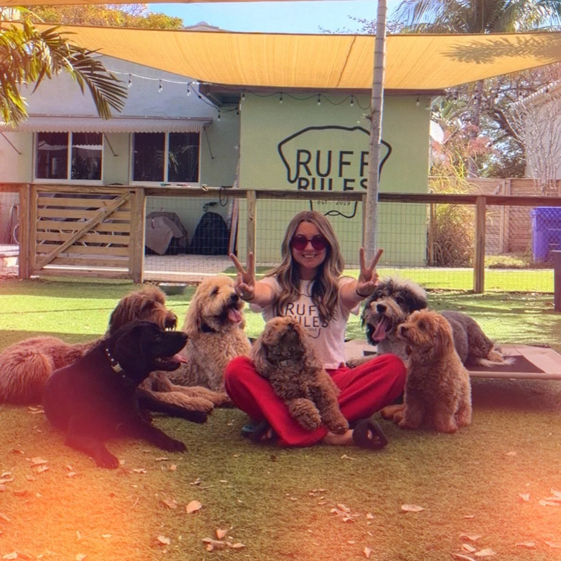 Roses are red, violets are blue, life&rsquo;s less ruff when I&rsquo;m training with you.

Happy Valentines Day!

We Ruff You! 
.
.
#ruffrules