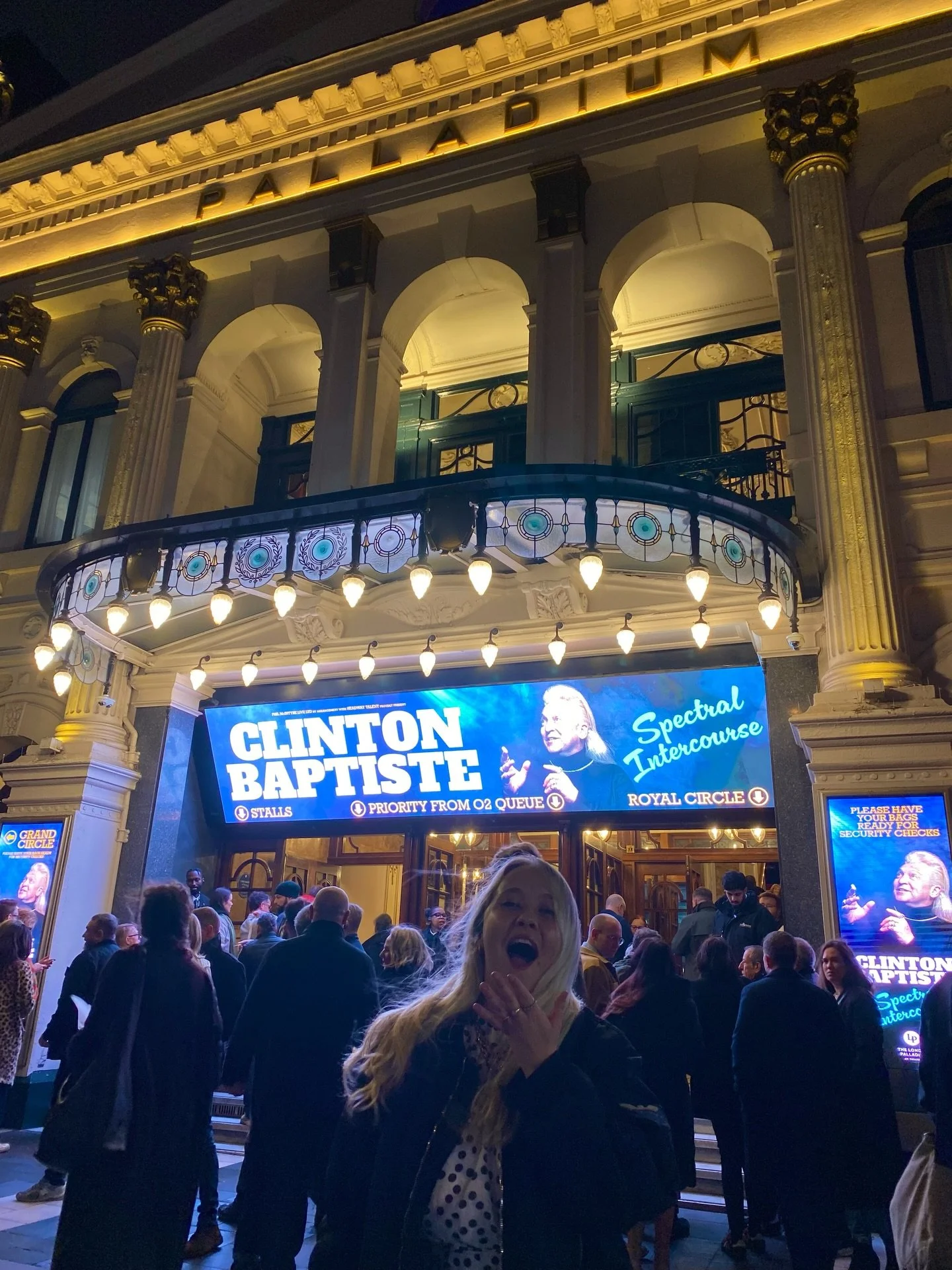 My lovely Dad sold out the London Palladium last night ❤️ and WHAT A SHOW😭

Anyone who knows him or my family will know how hard he has worked for this moment. Years of grafting. The funniest, smartest and most deserving man. Thank you for teaching 