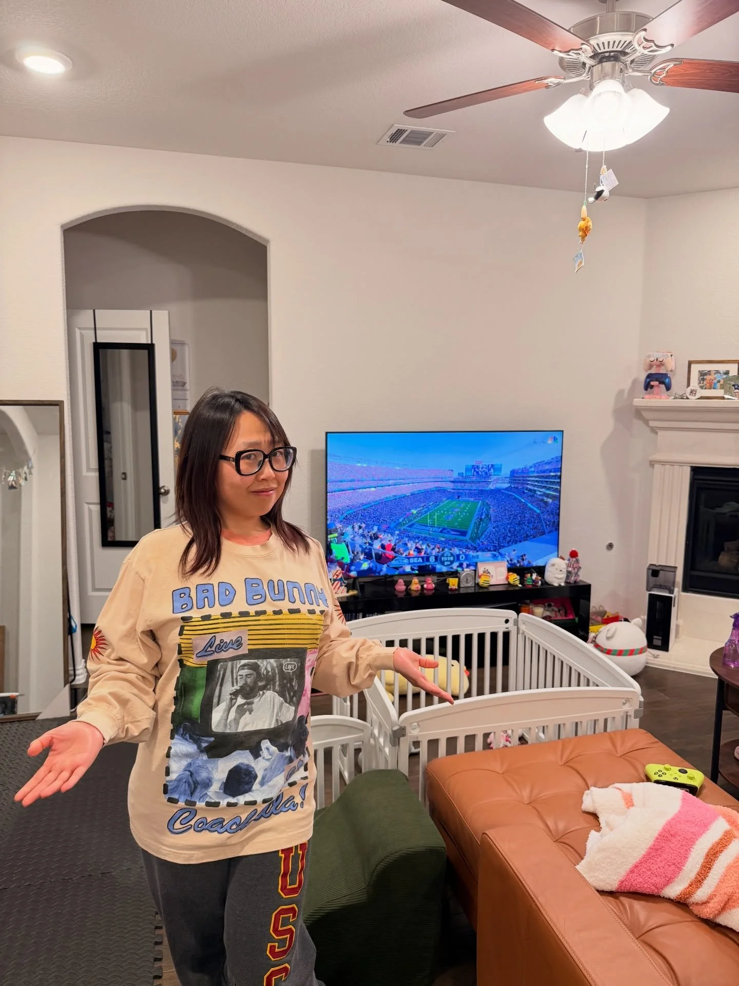 Estamos aqu&iacute; para el concierto de Bad Bunny. Had this on my calendar since they first announced he was gonna be performing 🤣 

I&rsquo;ve only been to Coachella once in my life and it was to see Benito 😅

#badbunny #superbowlhalftimeshow