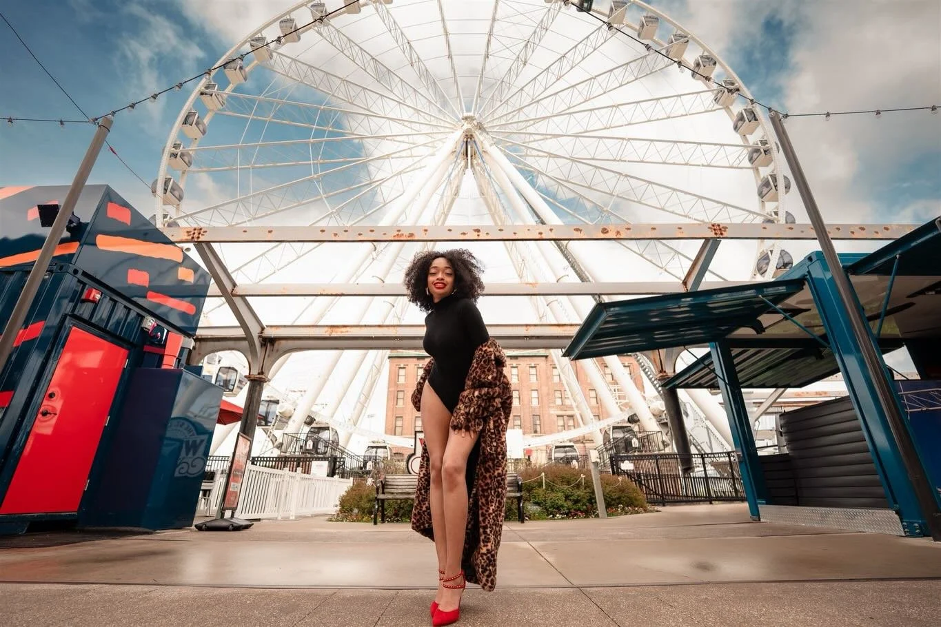 Since @aryialsymone is giving me a shoutout in her stories I guess I should post more work that I have been able to create with her!! I think it&rsquo;s time to setup a shoot but do it for the YouTube channel coming soon. Thoughts?!
Model @aryialsymo