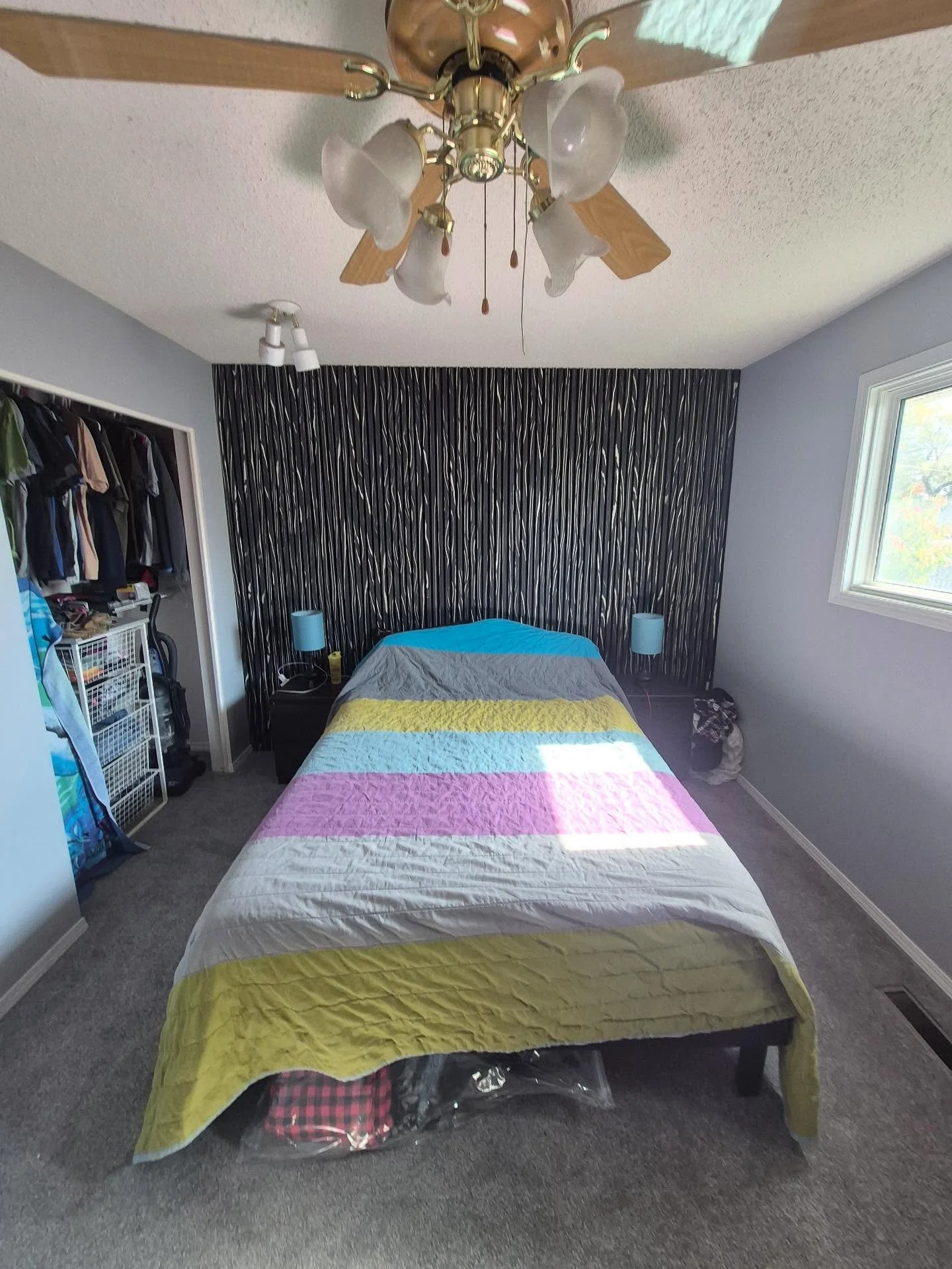 Bedroom refresh 🪄

With a new head-turning accent wall, new carpet, paint &amp; trim and removing the old wall texture this bedroom is filled with new life!

Home Reno&rsquo;s don&rsquo;t always need to be knocking down walls and overhauling layouts