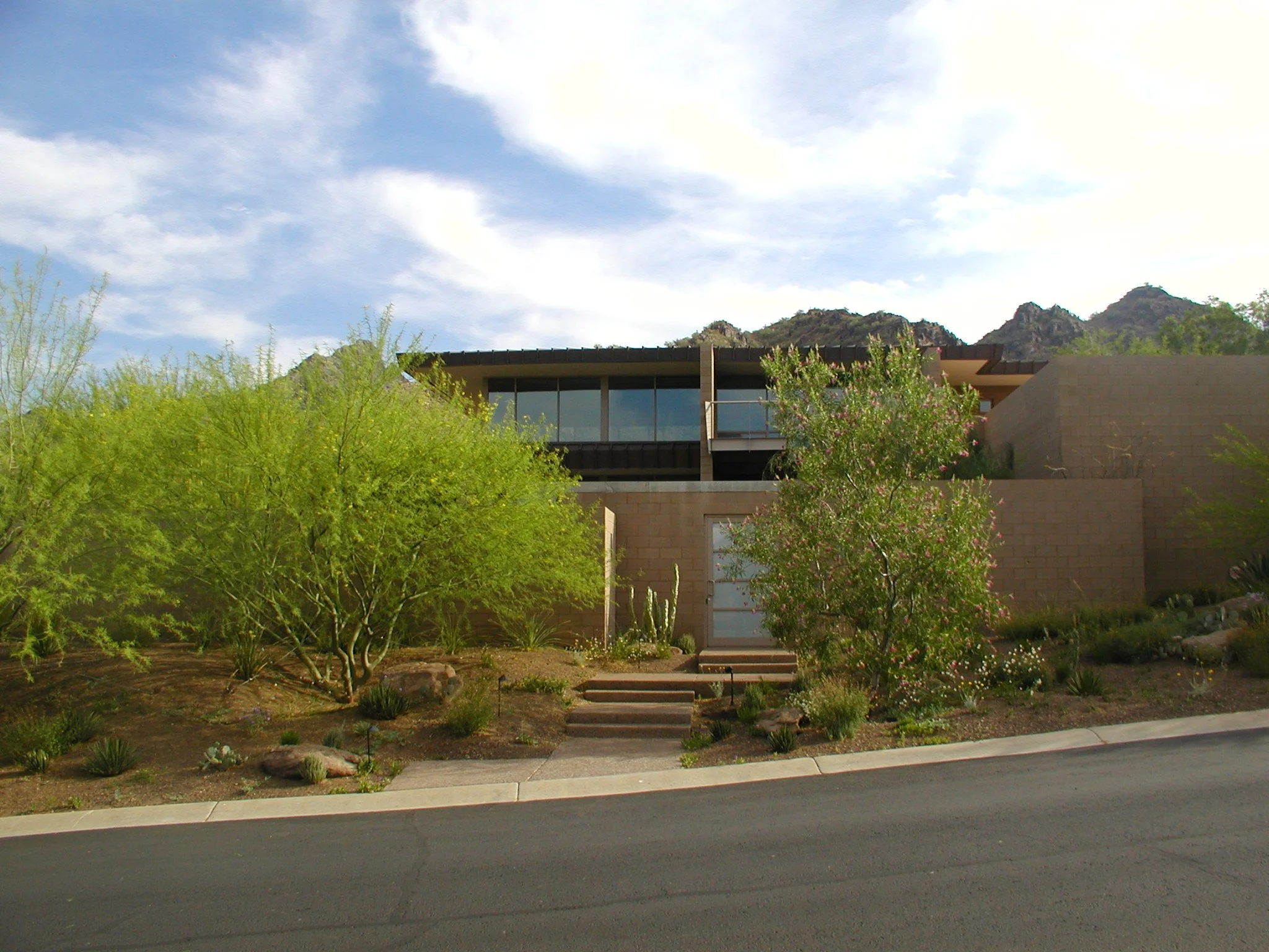 PHOENIX MOUNTAIN PARK HOME - PHOENIX