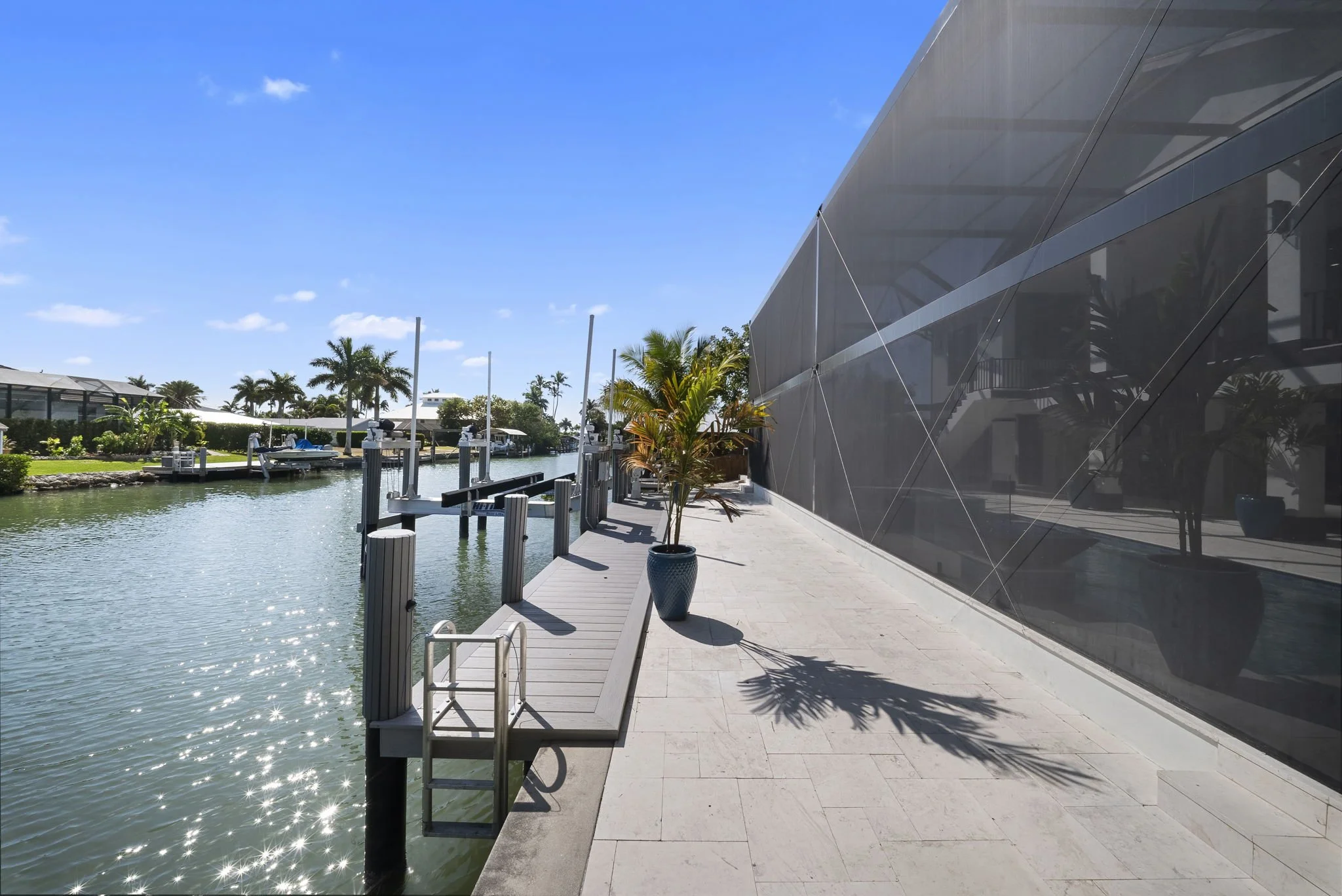 74-web-or-mls-405 Samar Ave-79.jpg