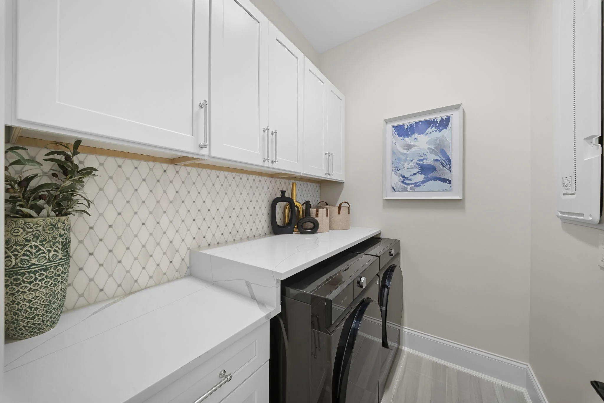 36-web-or-mls-405 Samar Ave-40.jpg