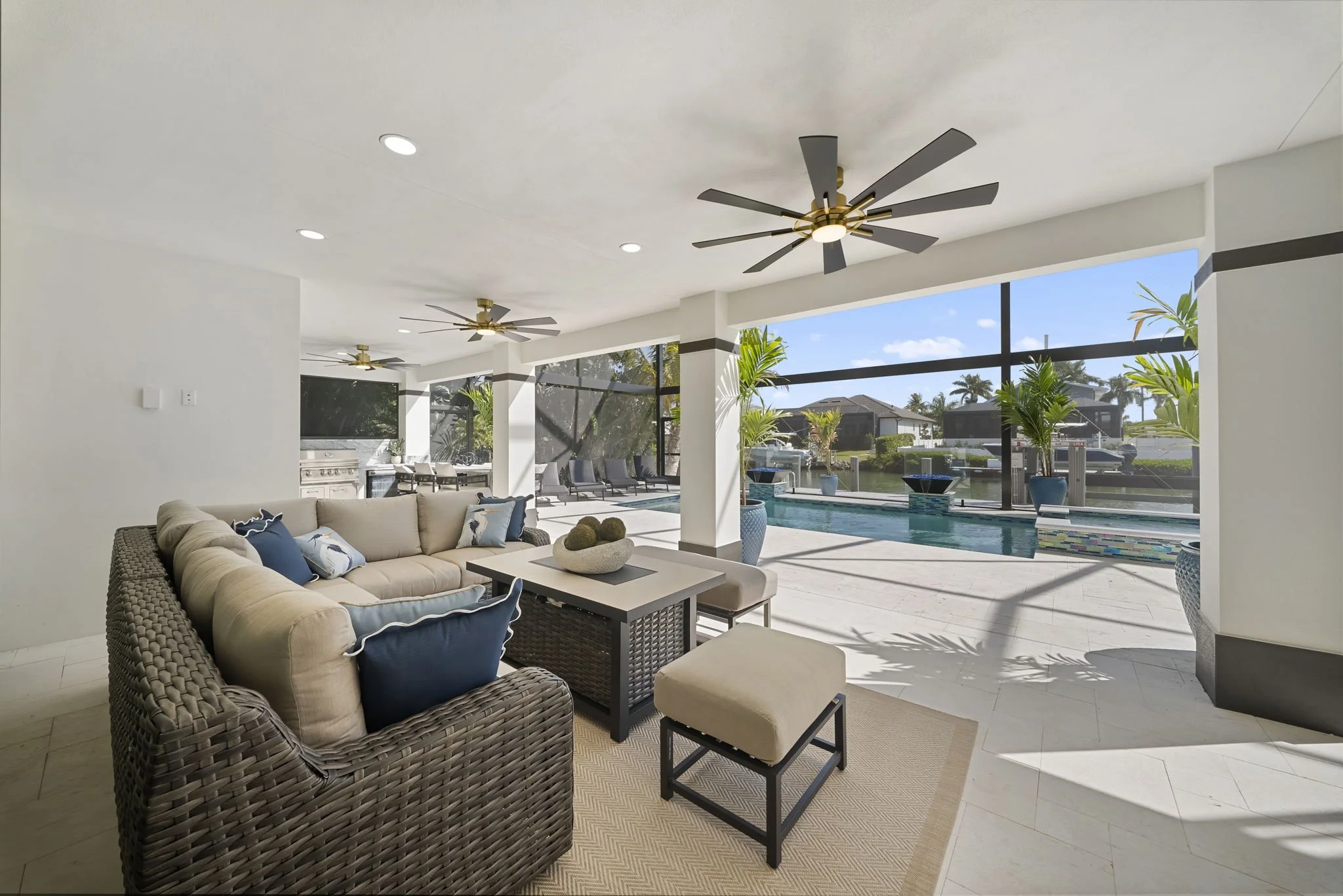 71-web-or-mls-405 Samar Ave-76.jpg