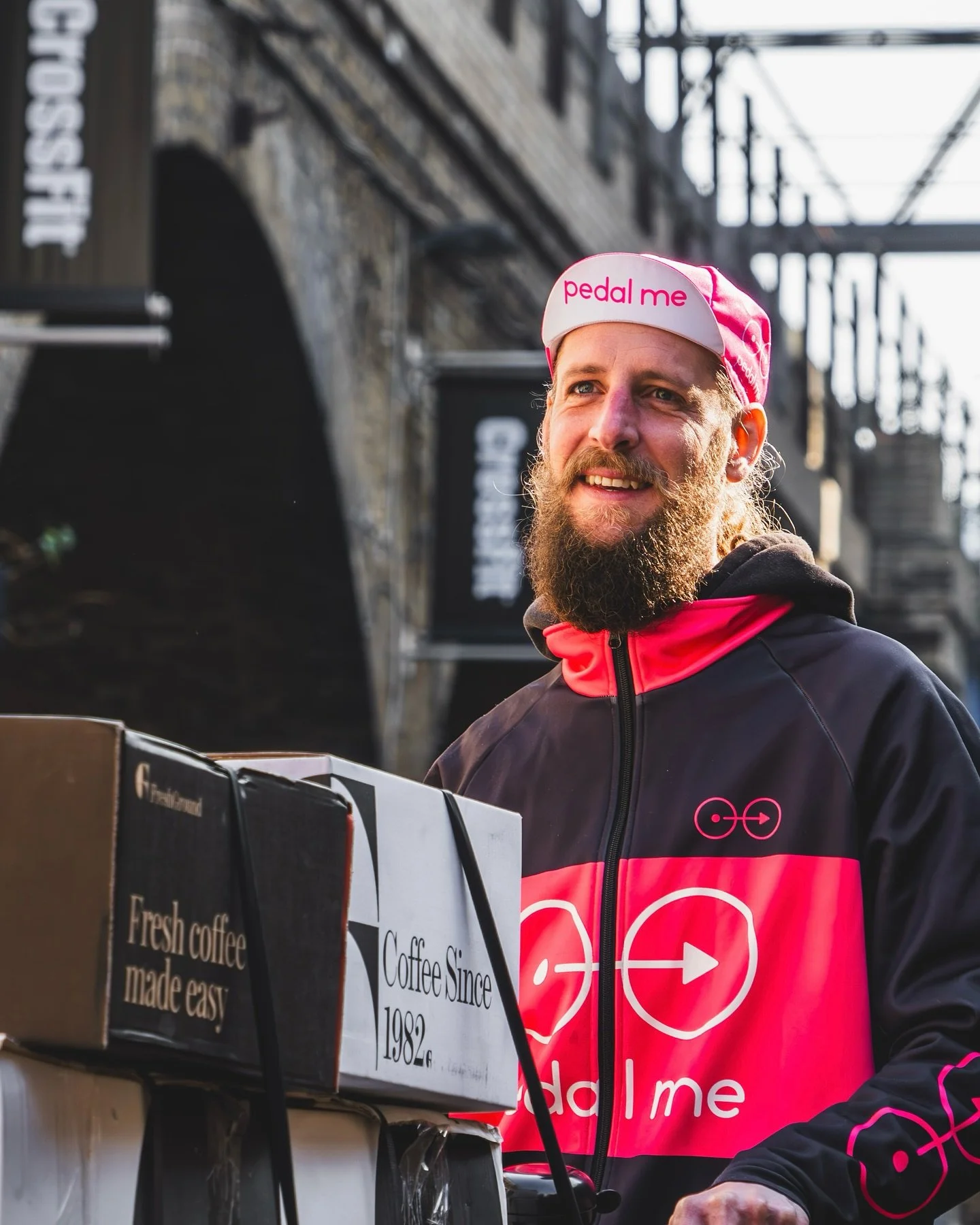 London&rsquo;s All-Cargo Bike Courier. Faster, Cleaner, Smarter Deliveries

Pedal Me isn&rsquo;t a side hustle with a couple of bikes. We run the only all-cargo bike fleet in London, built to move it all,  wardrobes, scaffolding poles, crates of stoc