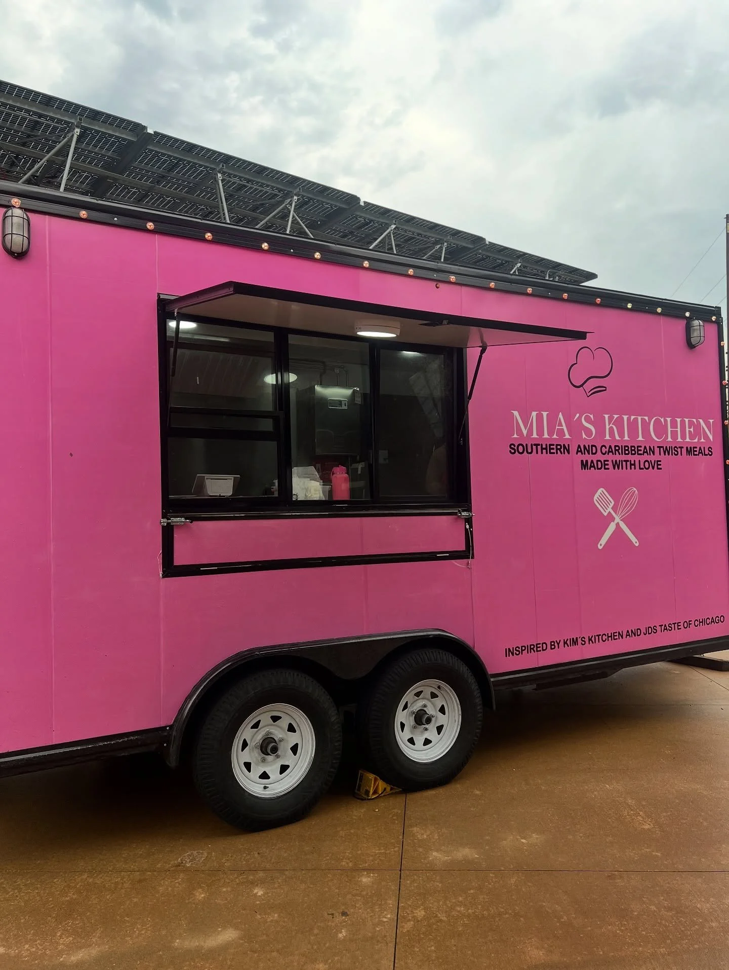 We&rsquo;re serving today at Gunderson in La Crosse from 11&ndash;1pm! Catch us again at the Farmers Market at City Hall from 3:30&ndash;6:30pm.✨😋🩷