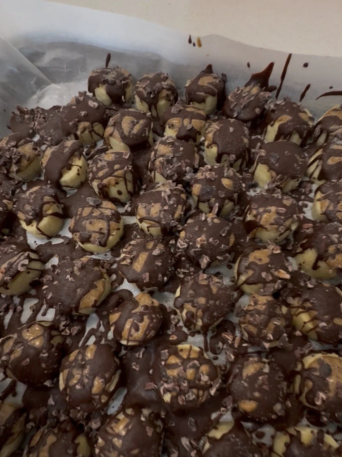 You Don’t Need to Buy Dessert if You Have Bananas (Freezer Banana Crunch Bites)